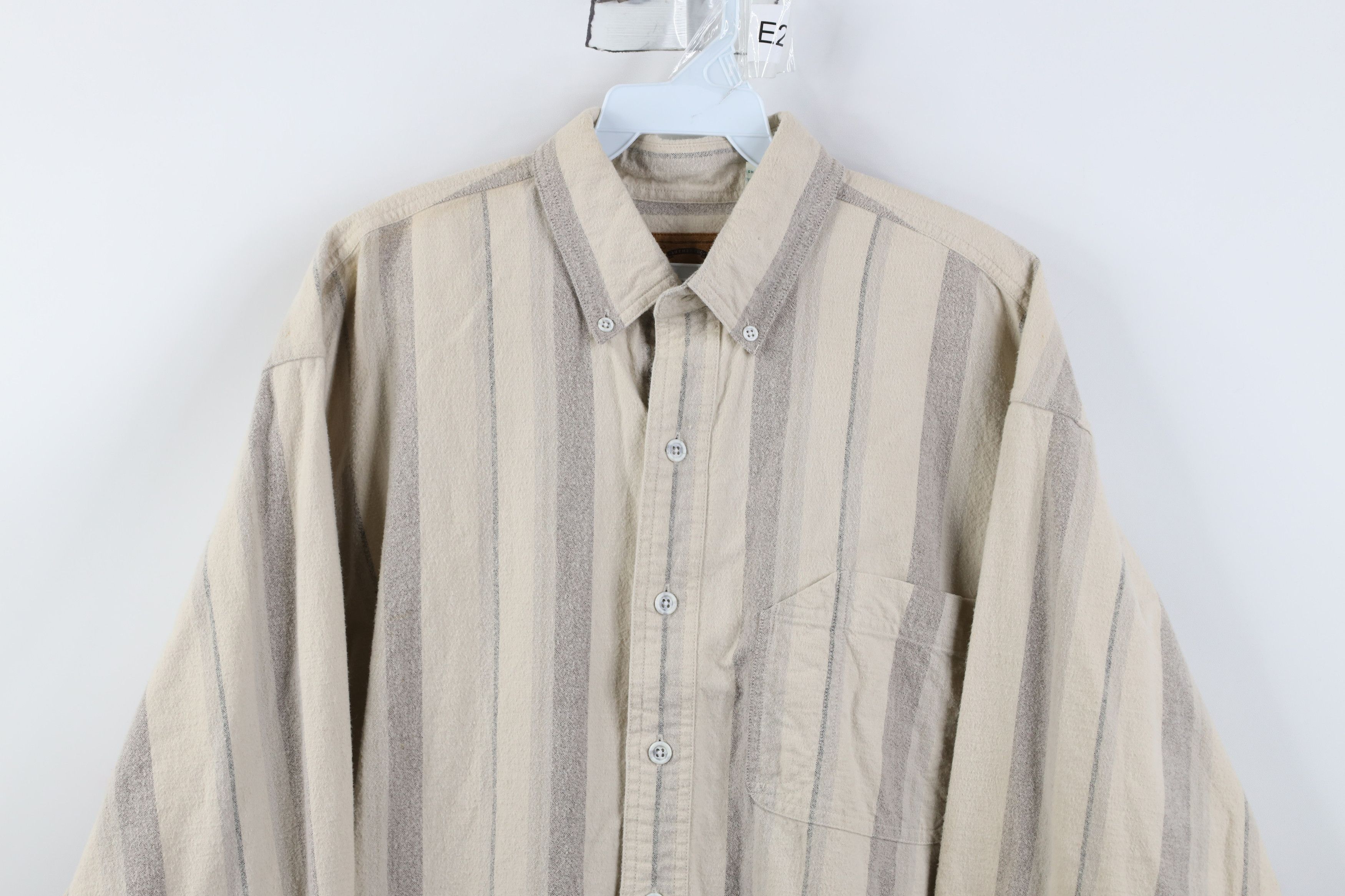 Vintage Vintage 90s Streetwear Chamois Cloth Button Down Shirt Size US L / EU 52-54 / 3 - 2 Thumbnail