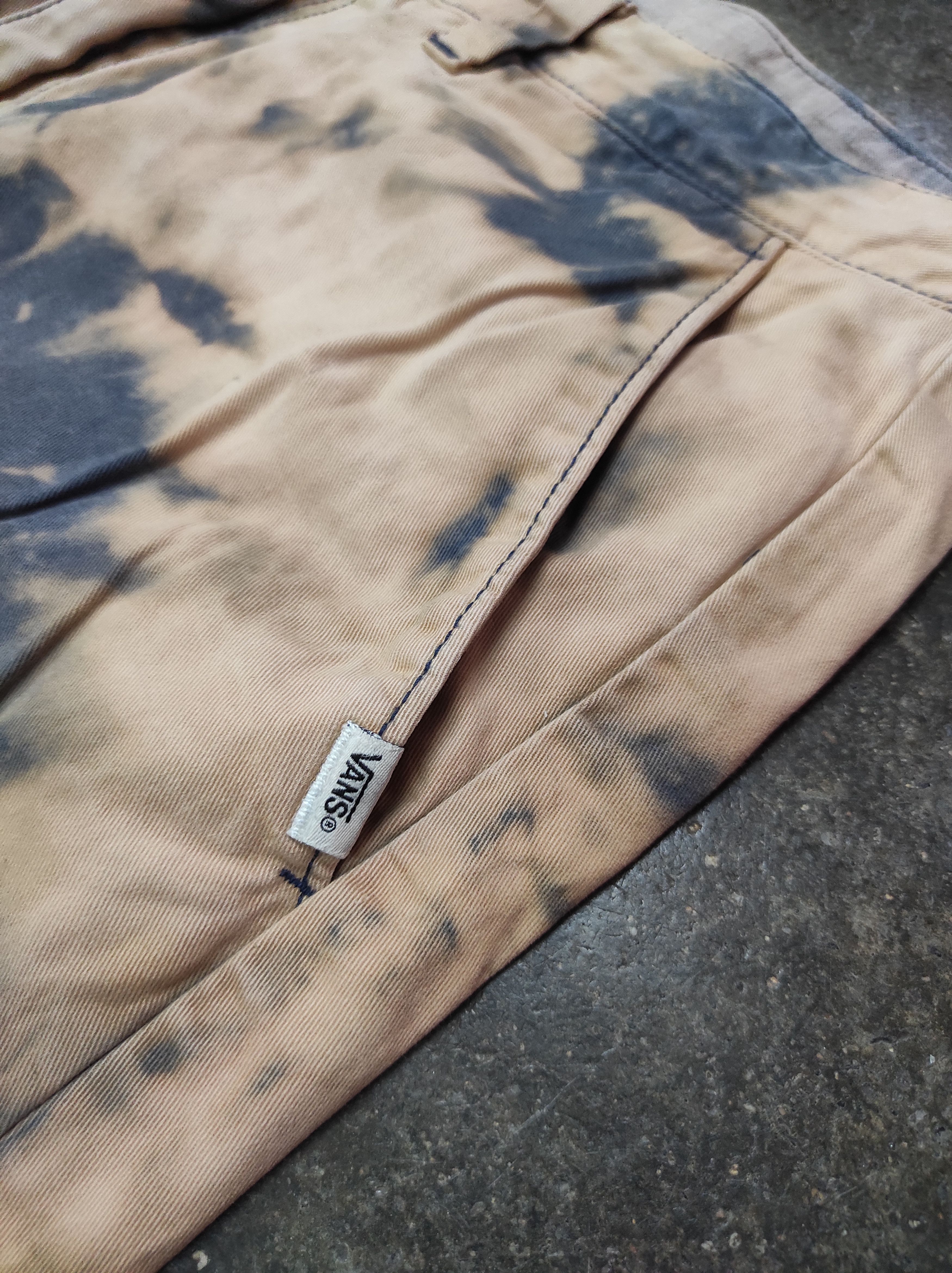 Vans VANS TIE DYE SHORT PANTS Size US 34 / EU 50 - 3 Thumbnail