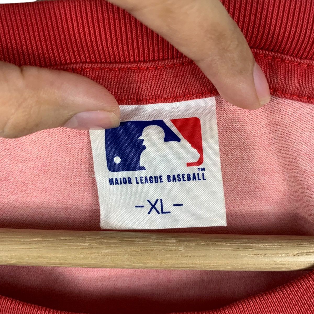 MLB × Uniqlo MLB x UNIQLO x RED SOX Boston Baseball Raglan Tee Shirt Size US XL / EU 56 / 4 - 7 Thumbnail