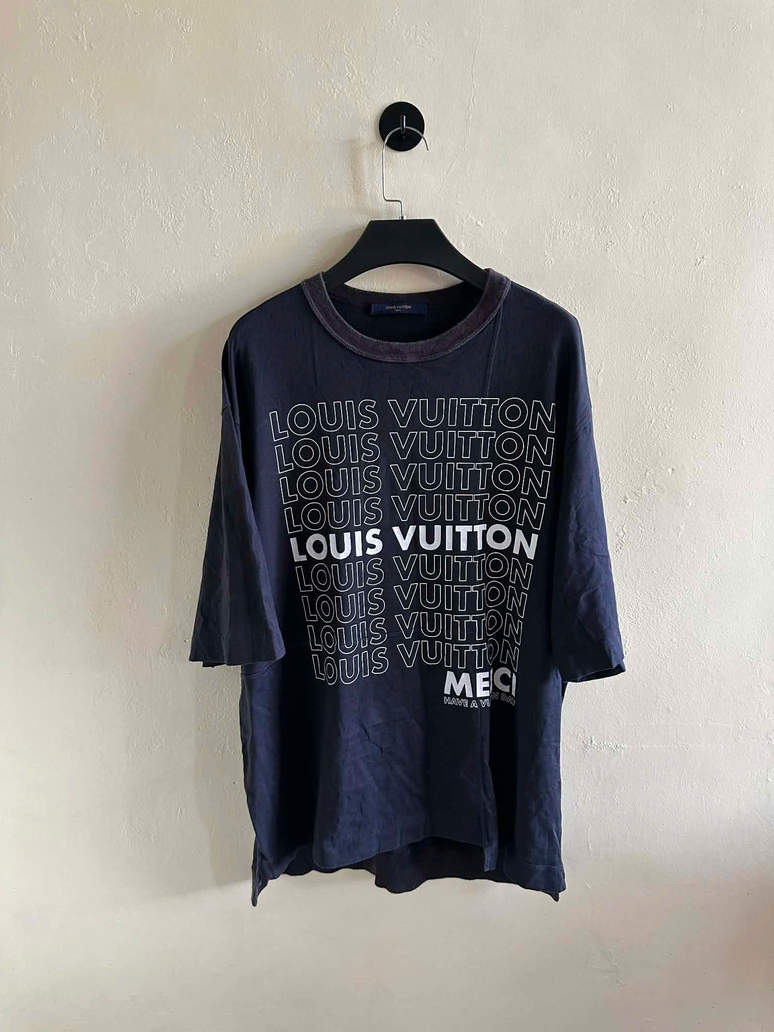 Louis Vuitton LUOIS VUITTON T SHIRT Size US L / EU 52-54 / 3 - 1 Thumbnail