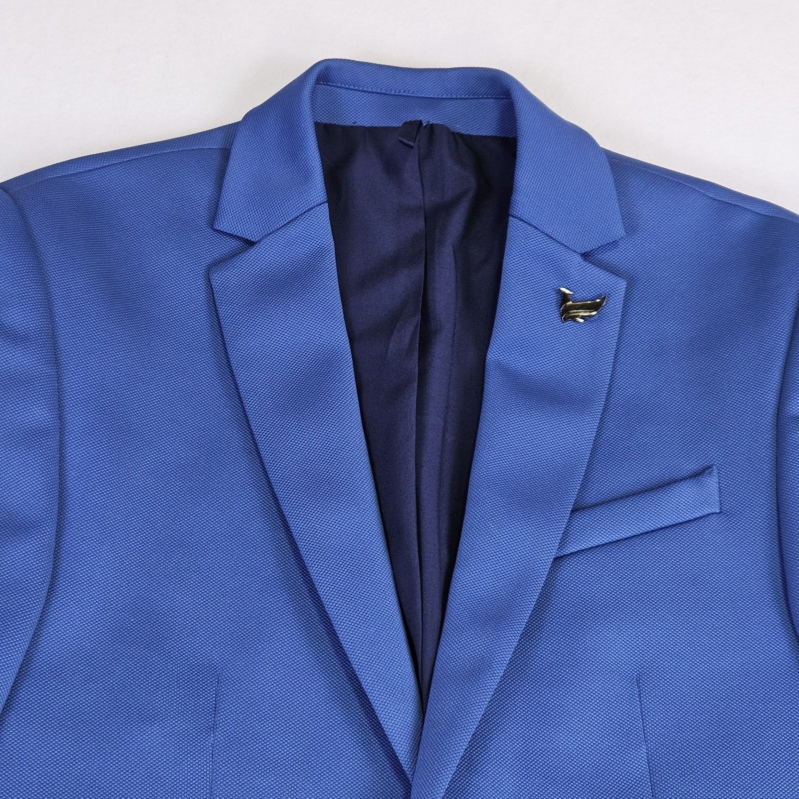 Blackberrys Phoenix Fit Blazer with Lapel Pin