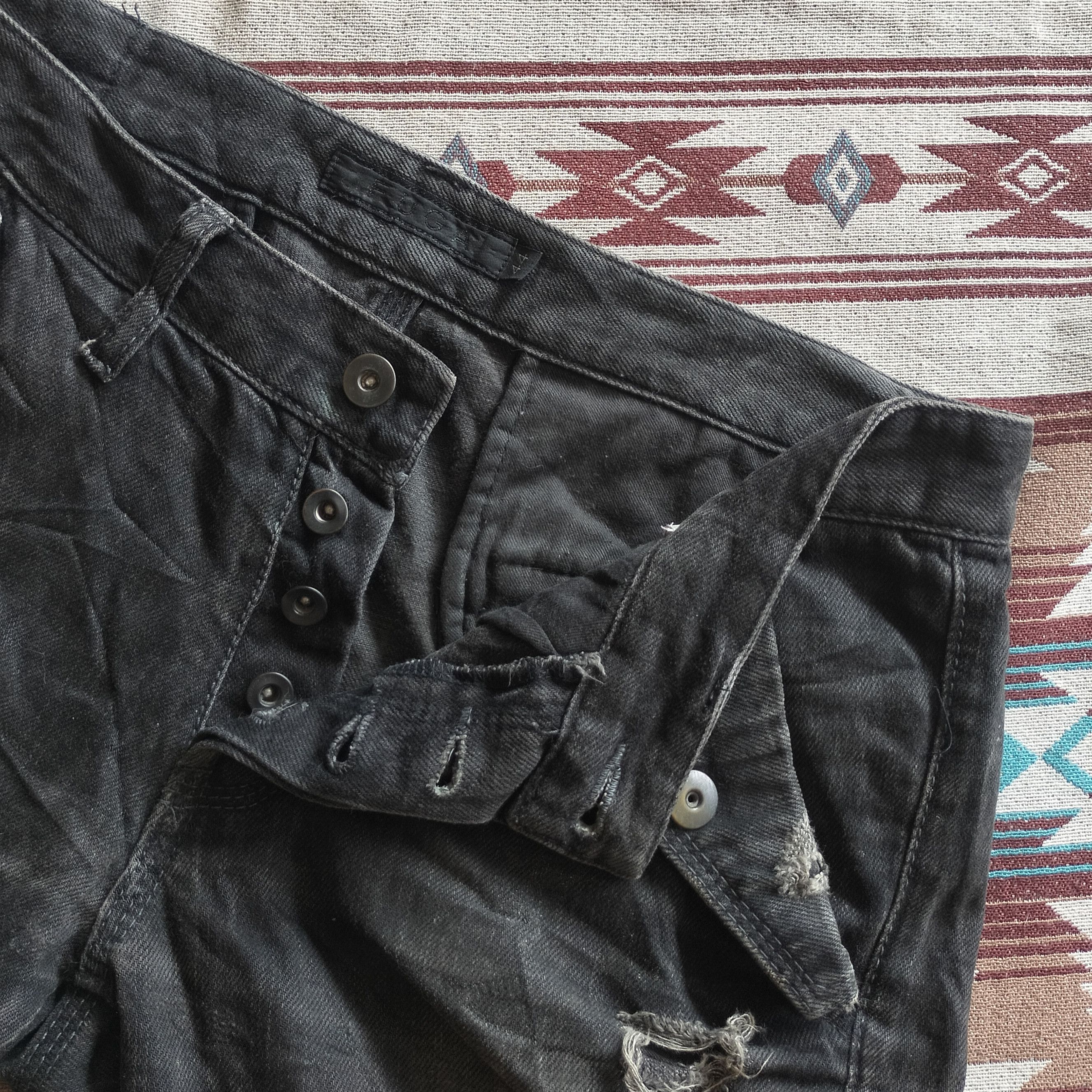 GOSTAR DE FUGA Fuga japan distressed cargo short denim Size US 33 - 6 Thumbnail