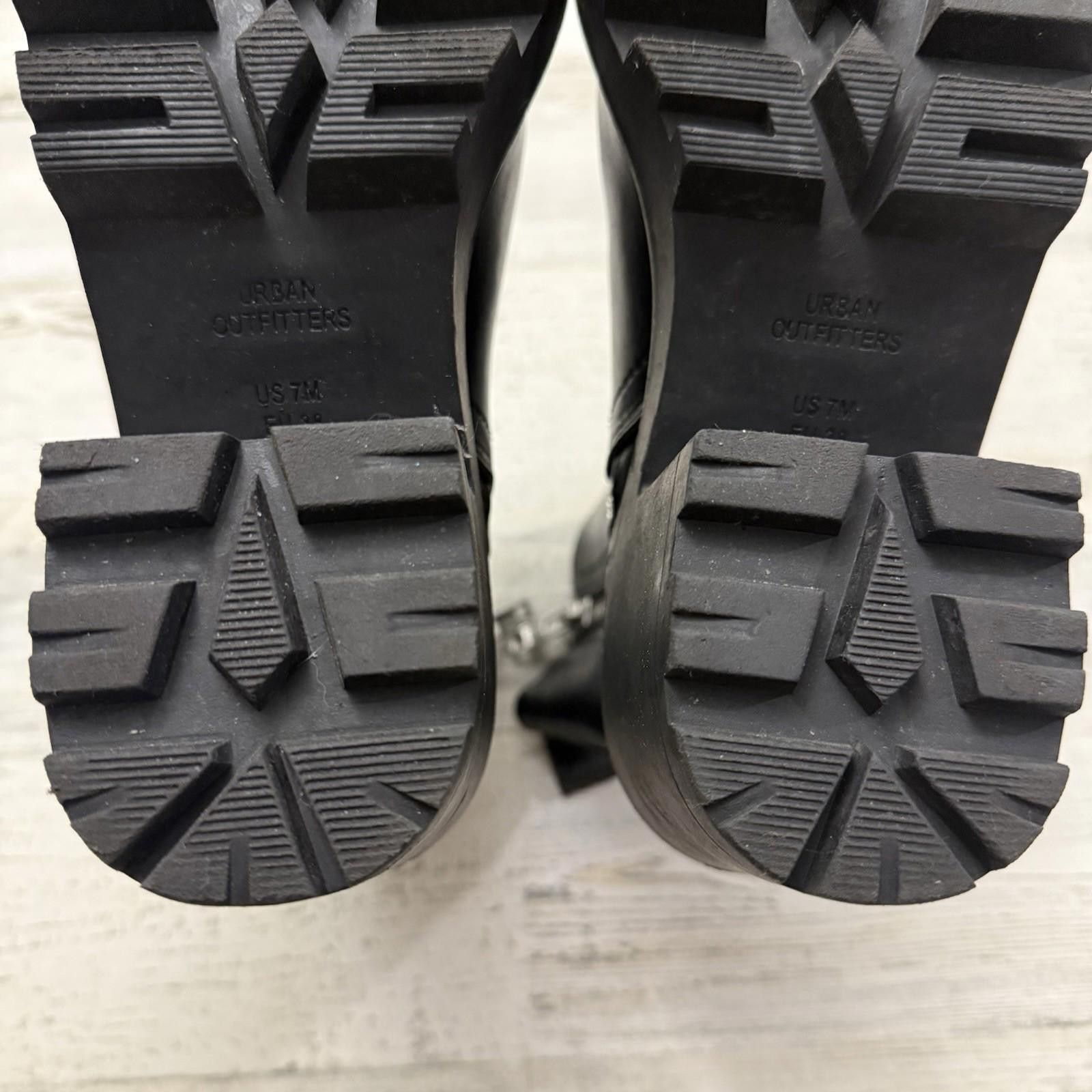 Urban Outfitters Urban Outfitters Biker Grunge Goth Womens 7 Boots Size US 7 / IT 37 - 7 Thumbnail