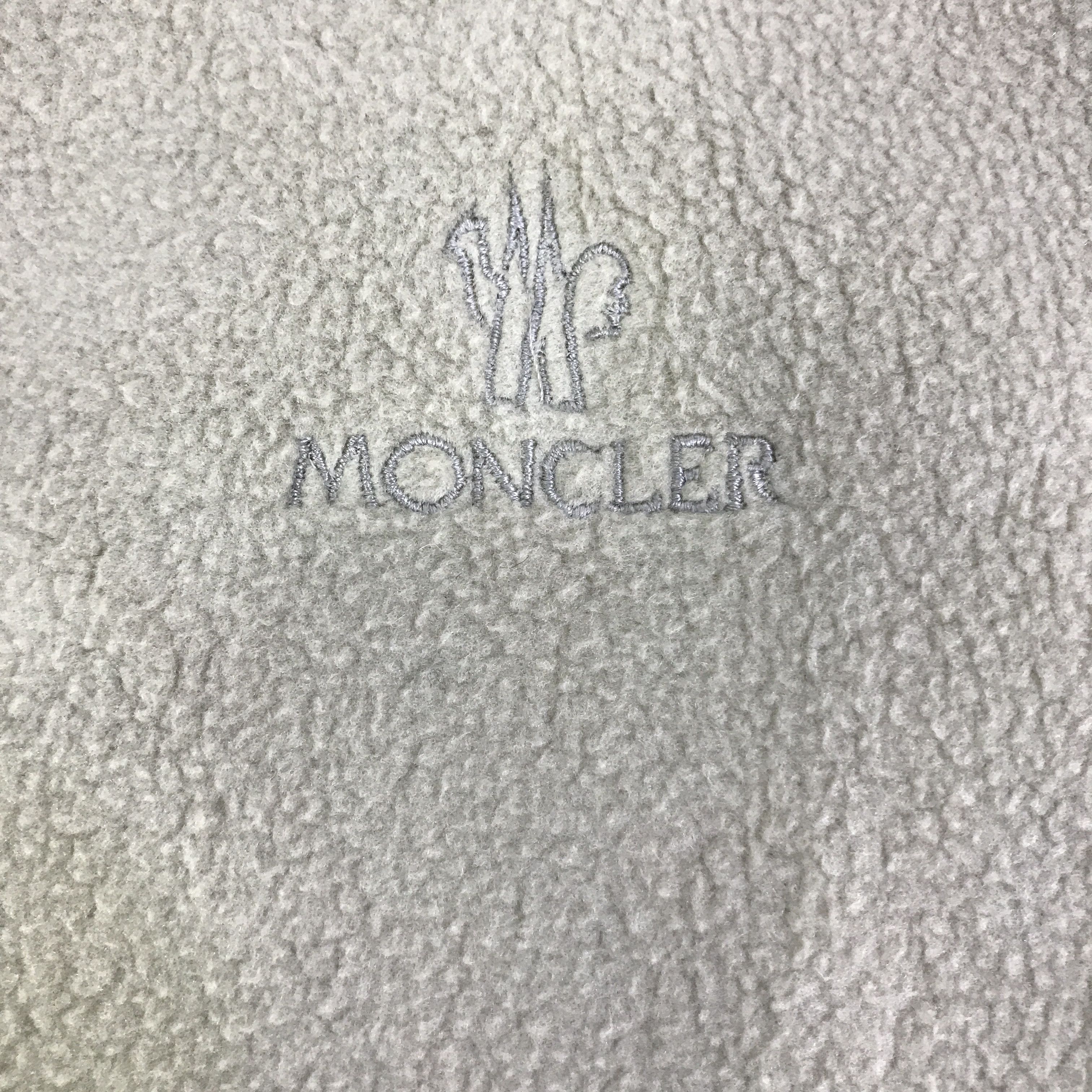Moncler MONCLER FLECCE JACKET K123B7 Size US S / EU 44-46 / 1 - 10 Thumbnail