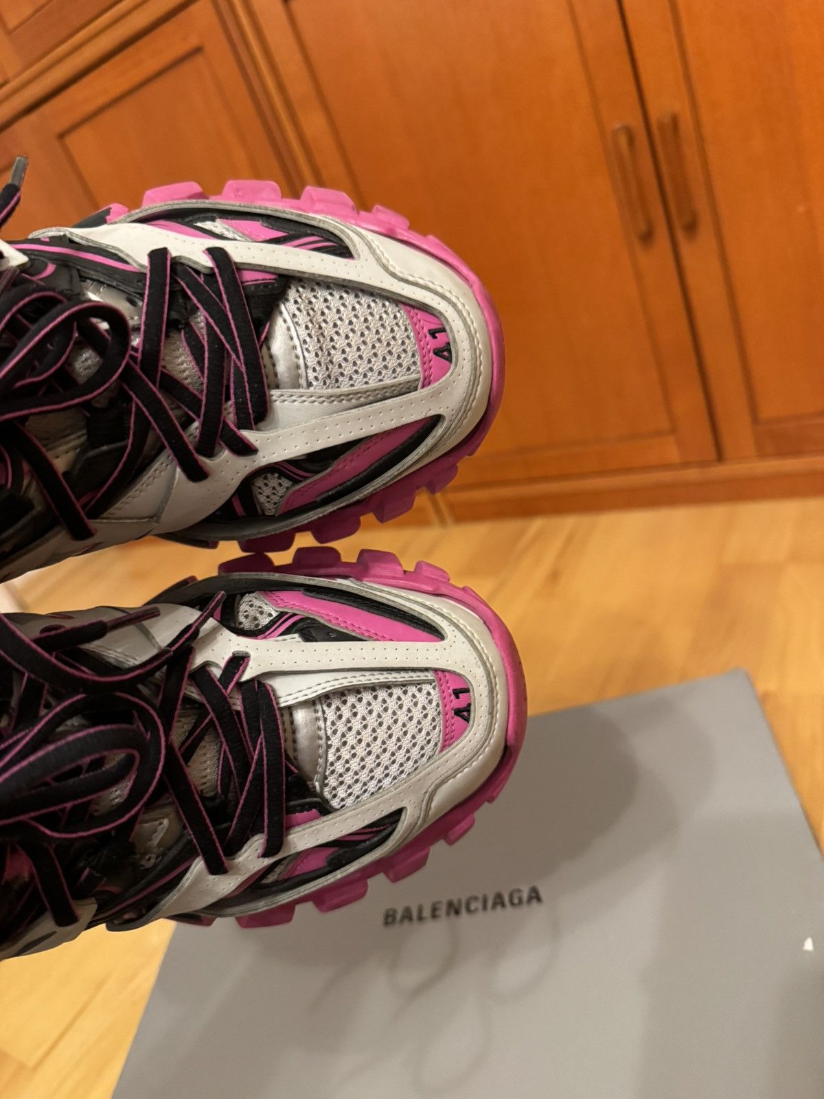 Balenciaga Balenciaga LED Track Black Pink Grey Size US 8 / EU 41 - 11 Thumbnail