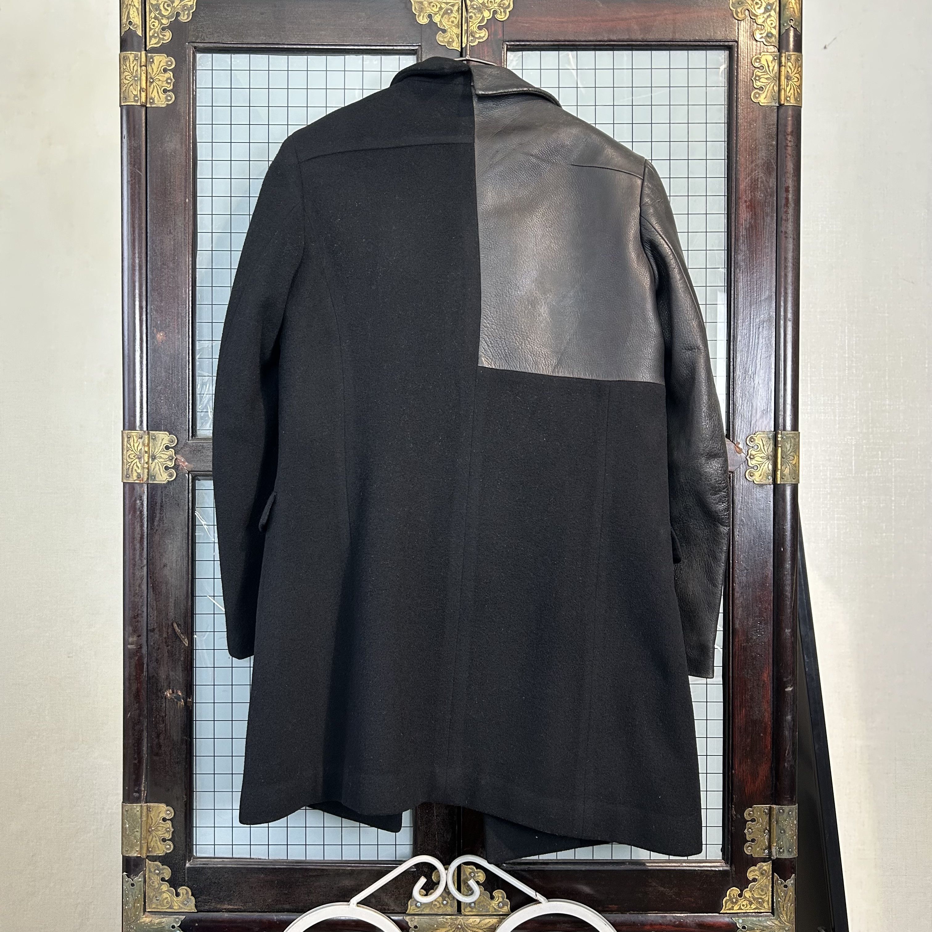 Yohji Yamamoto yohji yamamoto 02aw asymmetric leather pannel coat Size S / US 4 / IT 40 - 6 Thumbnail