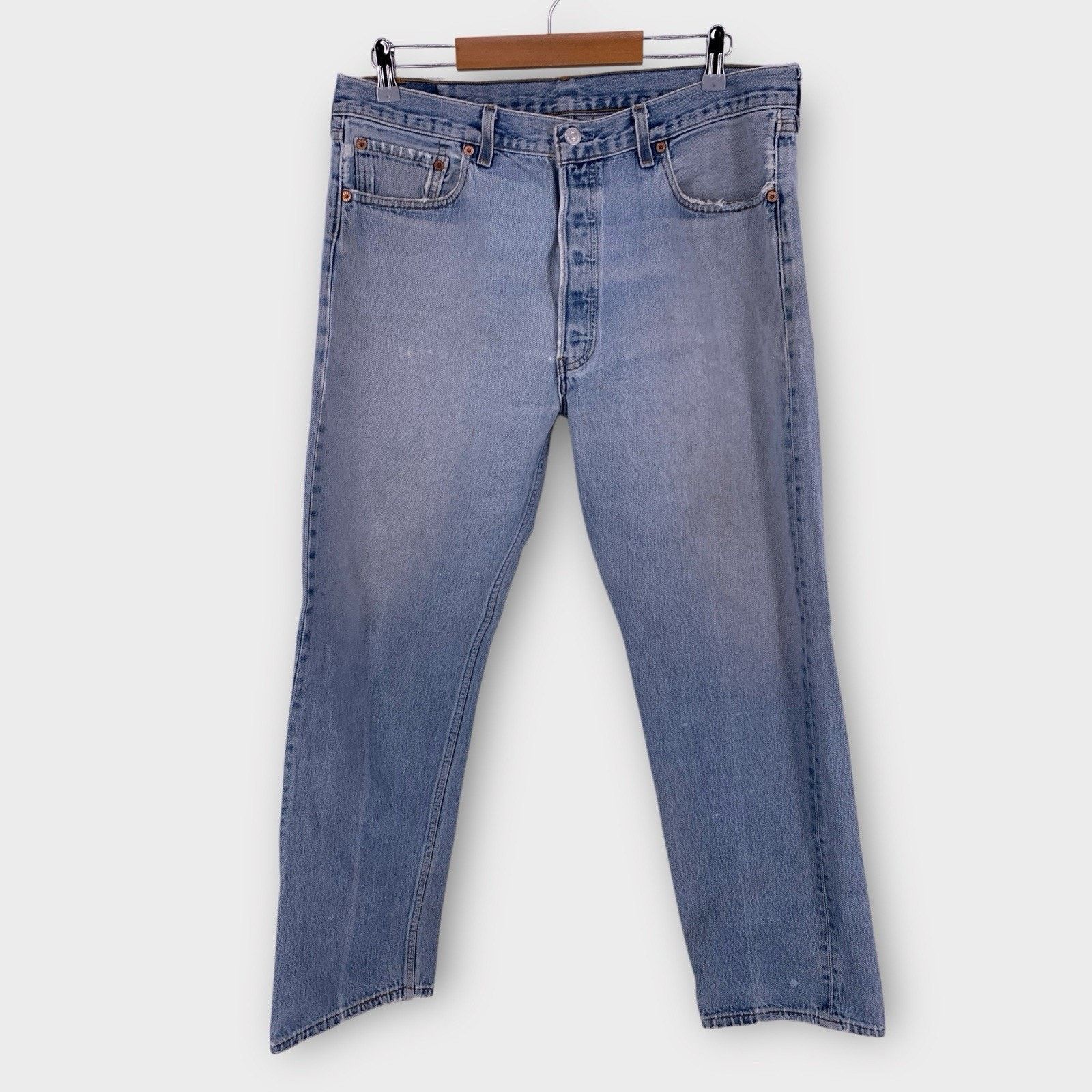 Levi's VTG Levi's 501 Button Fly 36x30" Jeans USA MADE Distressed Size US 36 / EU 52 - 2 Thumbnail