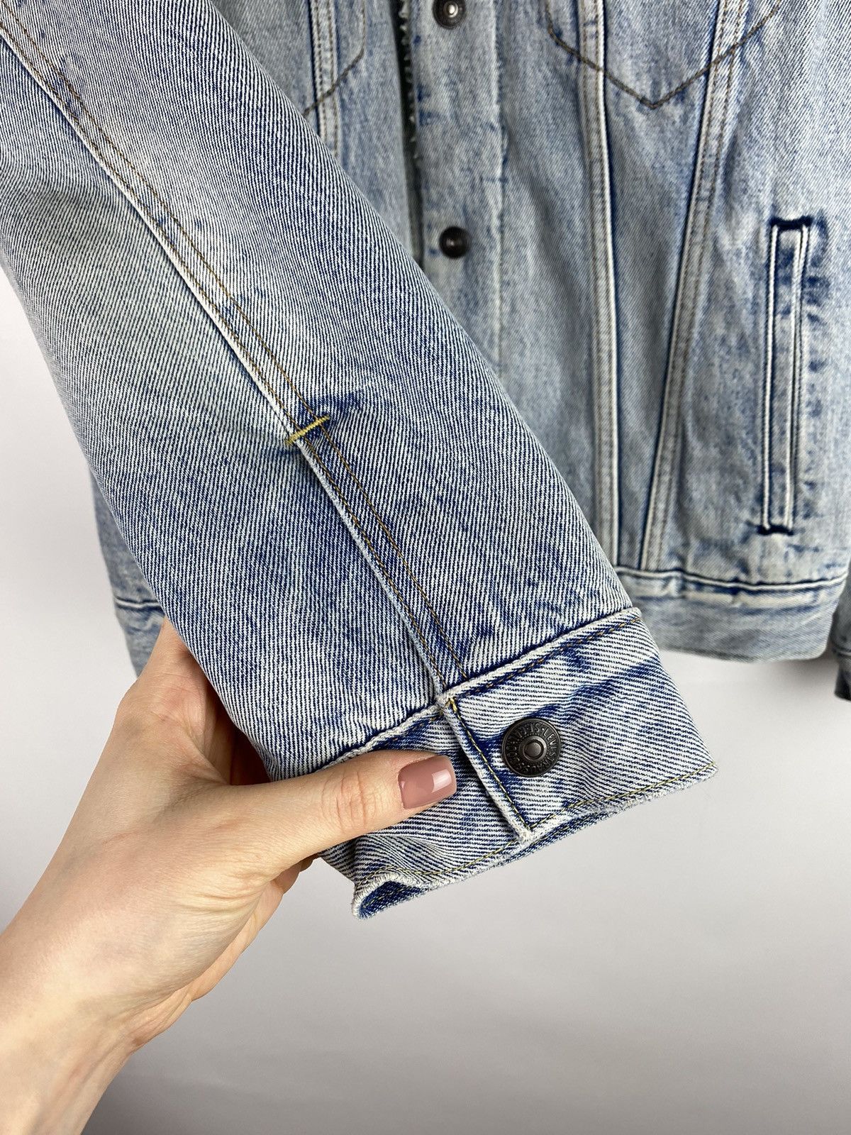 Levi's Levis Premium men’s Sherpa lined trucker jacket size S Size US S / EU 44-46 / 1 - 11 Thumbnail