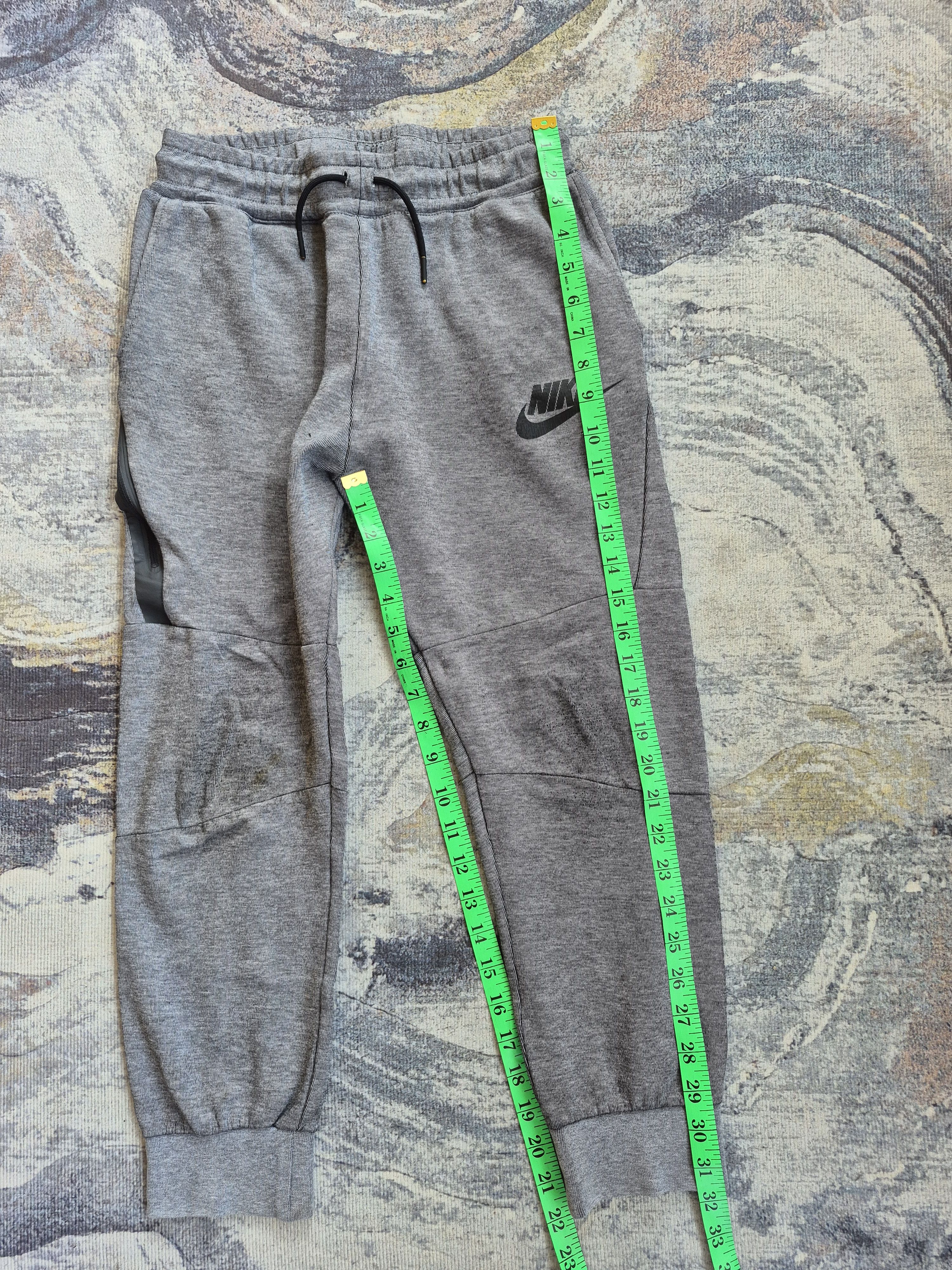 Nike 🔥 Nike Track Pants Youth Size Size US 26 / EU 42 - 10 Thumbnail