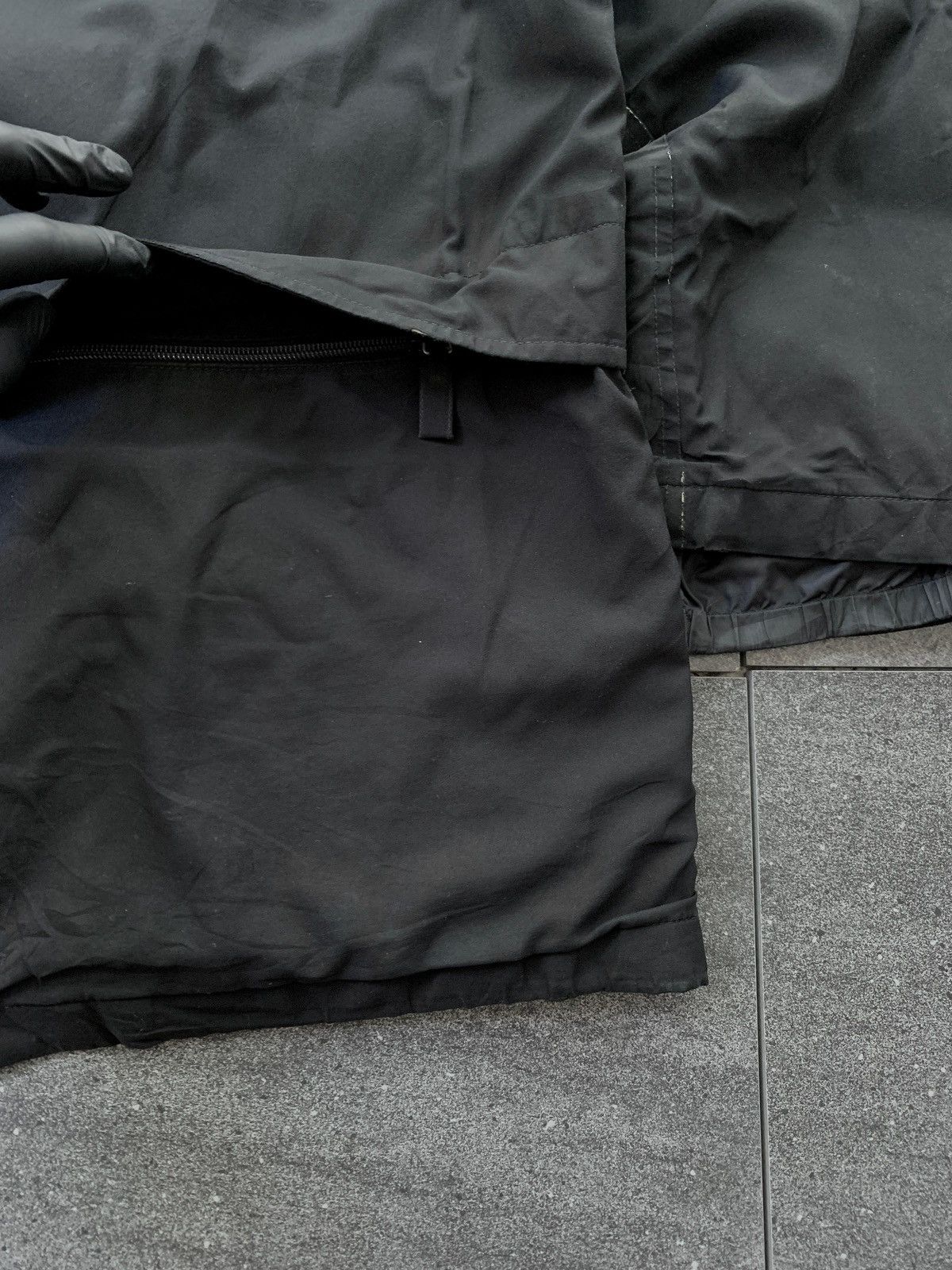 Prada FREE TAX! 2000s Red Tab Detachable Hood Goretex Jacket Size US S / EU 44-46 / 1 - 13 Thumbnail