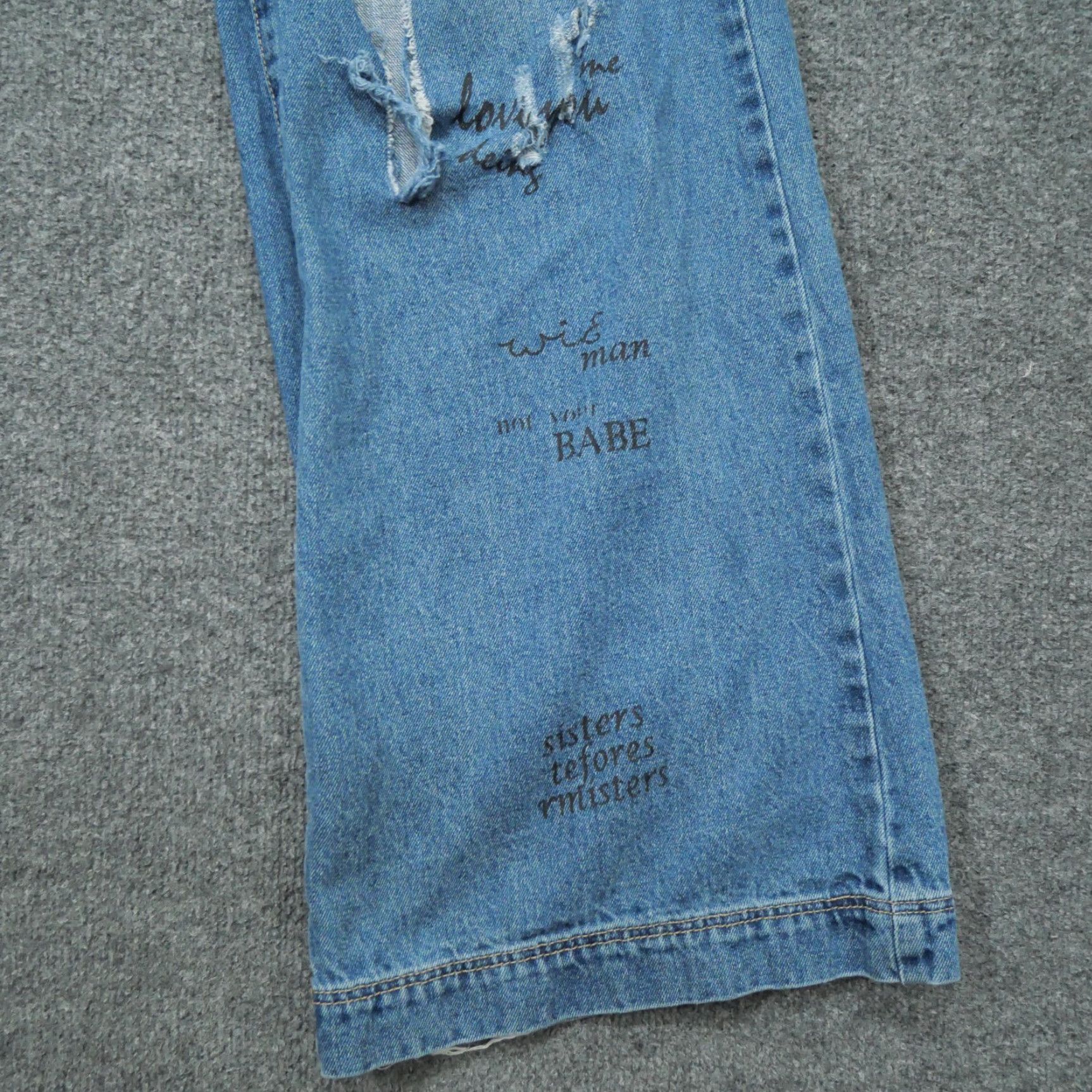 Bell Uniq Litz Jeans Womens 28 Blue Pants Flare Bell Bottom Distressed Art Denim Jeans Women Regular 28 Blue Distressed Pockets 90s? Size 28" / US 6 / IT 42 - 6 Thumbnail