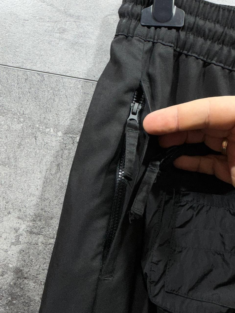Japanese Brand Men's Cargo Multipocket Pants Fashion Men's Sweatpants Nylon Size US 32 / EU 48 - 6 Thumbnail