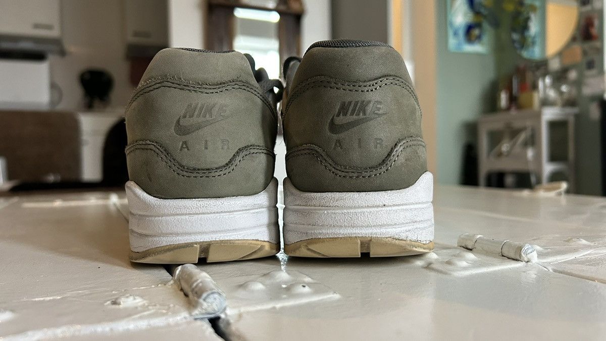 Nike Nike Air Max 1 Premium in de kleur River Rock / White Size US 6.5 / IT 36.5 - 5 Thumbnail