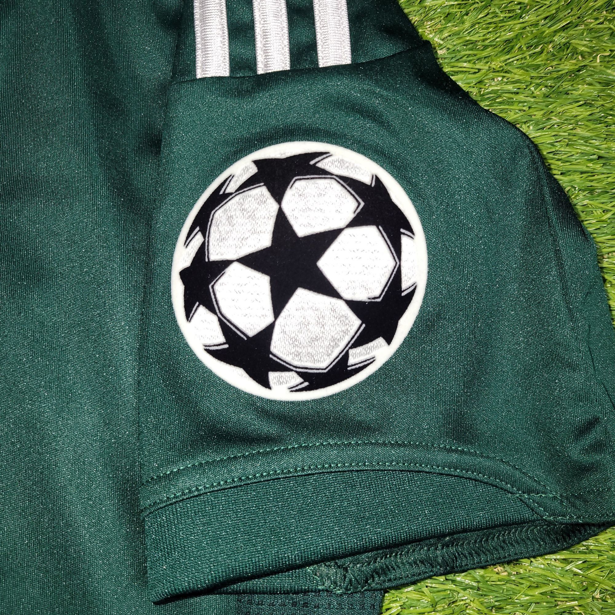 Adidas Ronaldo Real Madrid 2012 2013 Third Soccer Jersey M Size US M / EU 48-50 / 2 - 5 Thumbnail