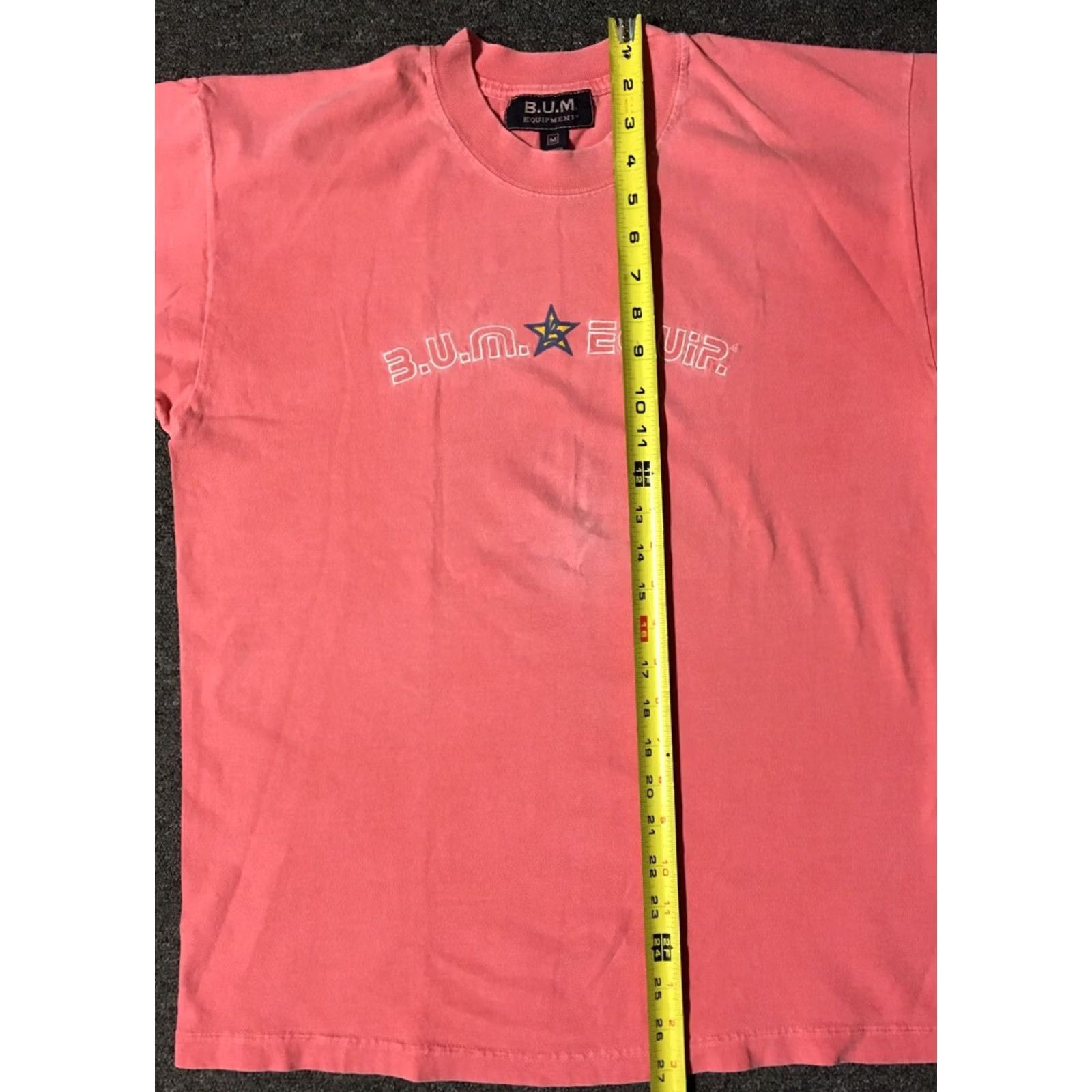 Vintage VINTAGE B.U.M. Equipment T-Shirt Mens M Pink 90s Beach Surf Grunge Vaporwave Hip Hop 80s 100% Cotton USA Boardriding Graphic Tee Size US M / EU 48-50 / 2 - 7 Thumbnail