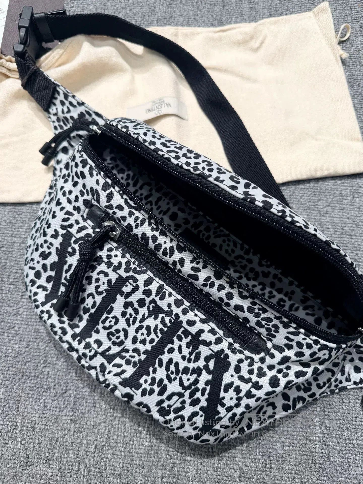 Valentino Valentino Black White Leopard Fanny Pack. Size ONE SIZE - 4 Thumbnail