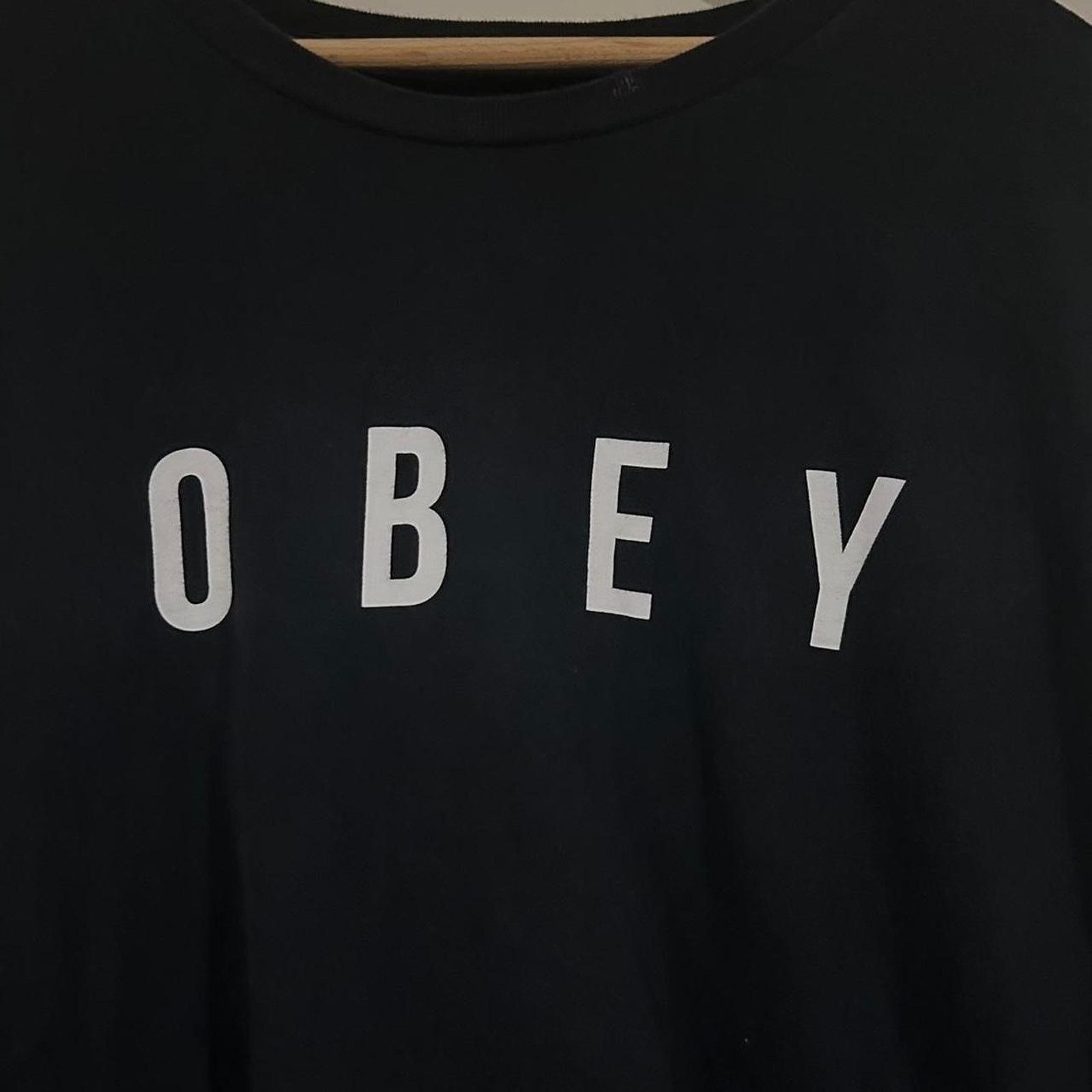 Obey Obey Men’s Long Sleeve Tee Shirt Size US L / EU 52-54 / 3 - 2 Thumbnail