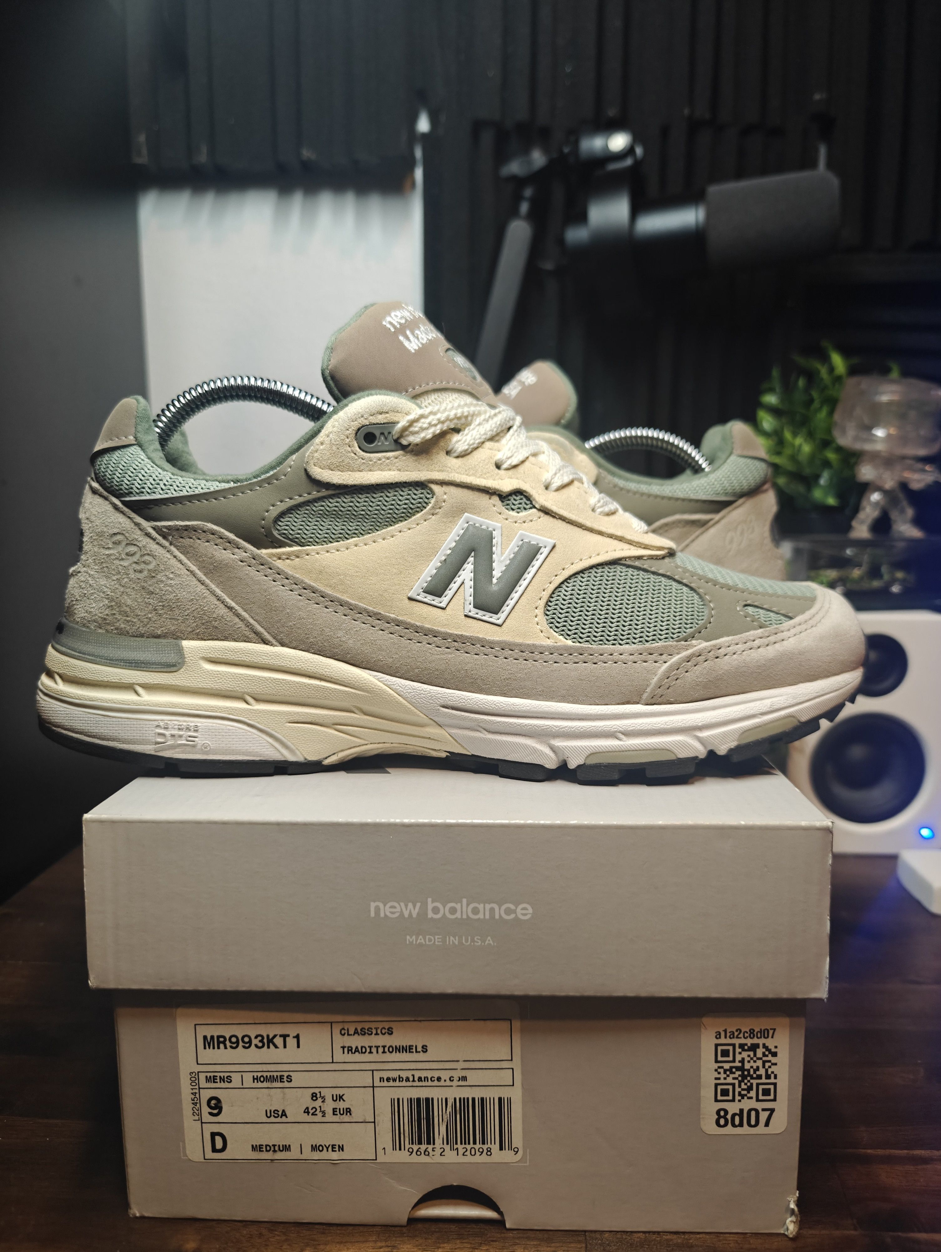 Kith × New Balance New Balance 993 Kith Spring 101 Size 9 US Size US 9 / EU 42 - 1 Thumbnail