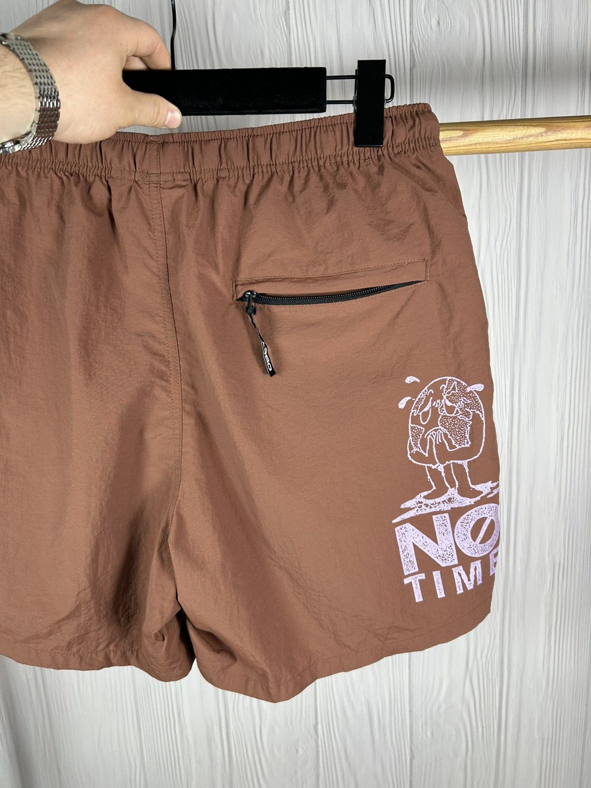 Obey OBEY Easy No Time Brown Nylon Shorts Rare Design Size L Size US 34 / EU 50 - 7 Thumbnail