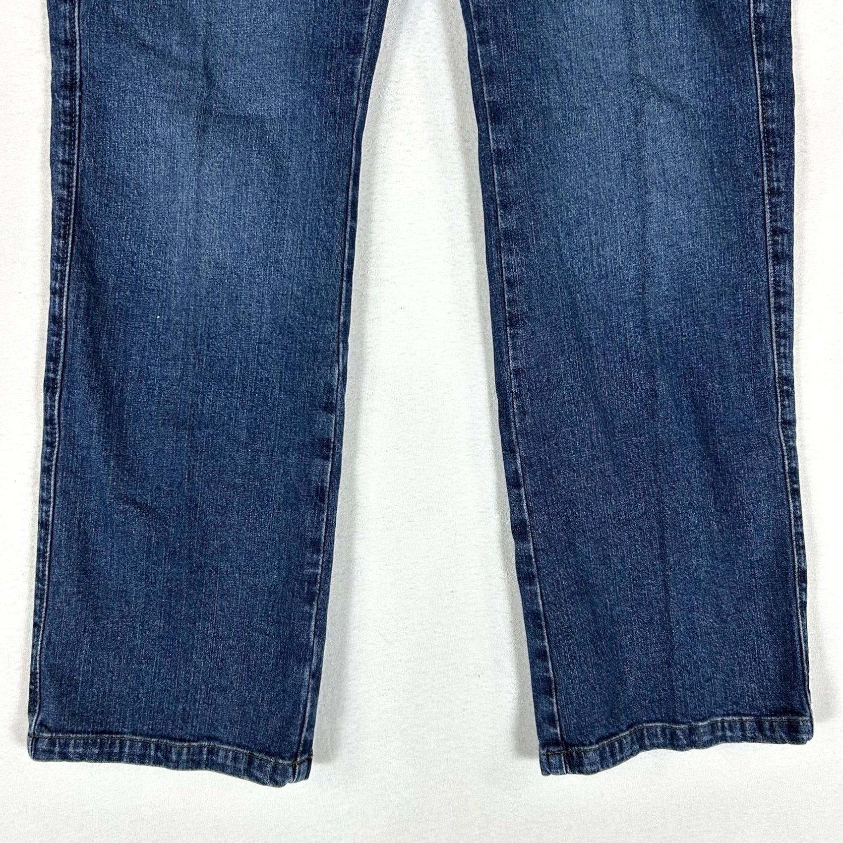Lee Lee Riveted Ultimate 5 Pocket Straight Leg Jeans Womens 12S Short High Rise Blue Denim Size 34" / US 12 / IT 48 - 3 Thumbnail
