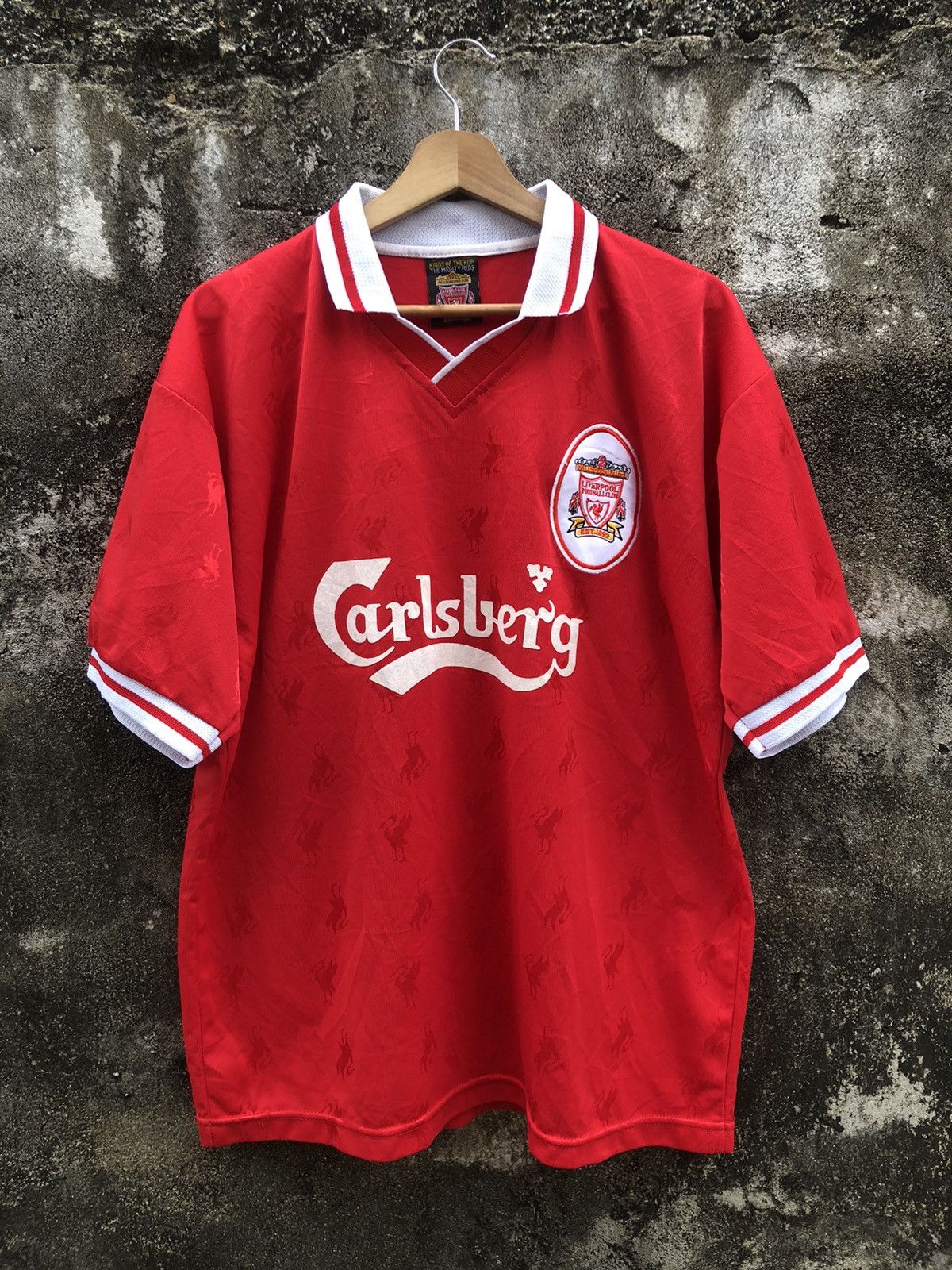 Vintage Vintage Liverpool Carlsberg Bootleg Jersey Size US L / EU 52-54 / 3 - 1 Thumbnail