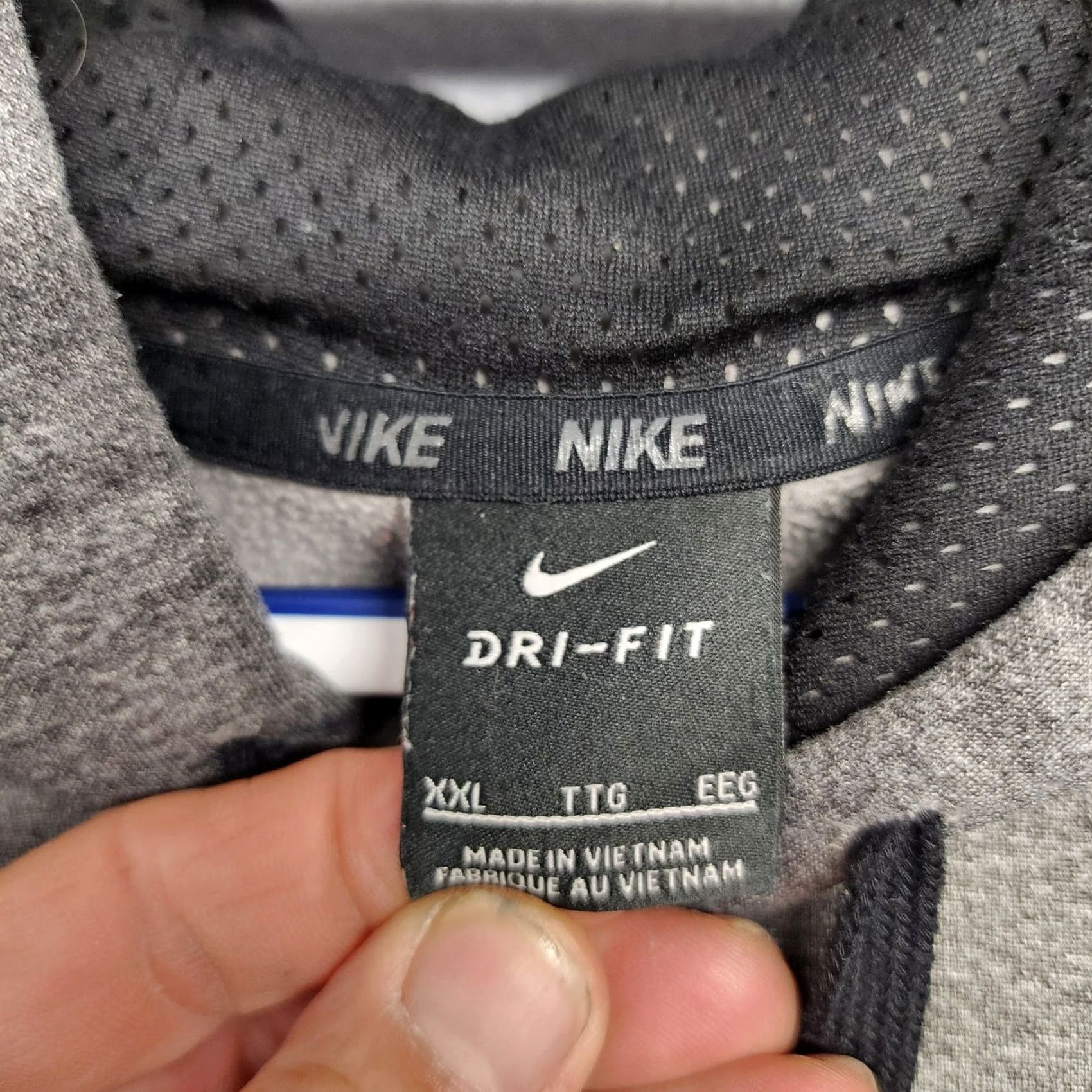 Nike Nike Men Grey Dri Fit Hoodie XXL Sweatshirt Athletic Casual Center Swoosh Size US L / EU 52-54 / 3 - 3 Thumbnail