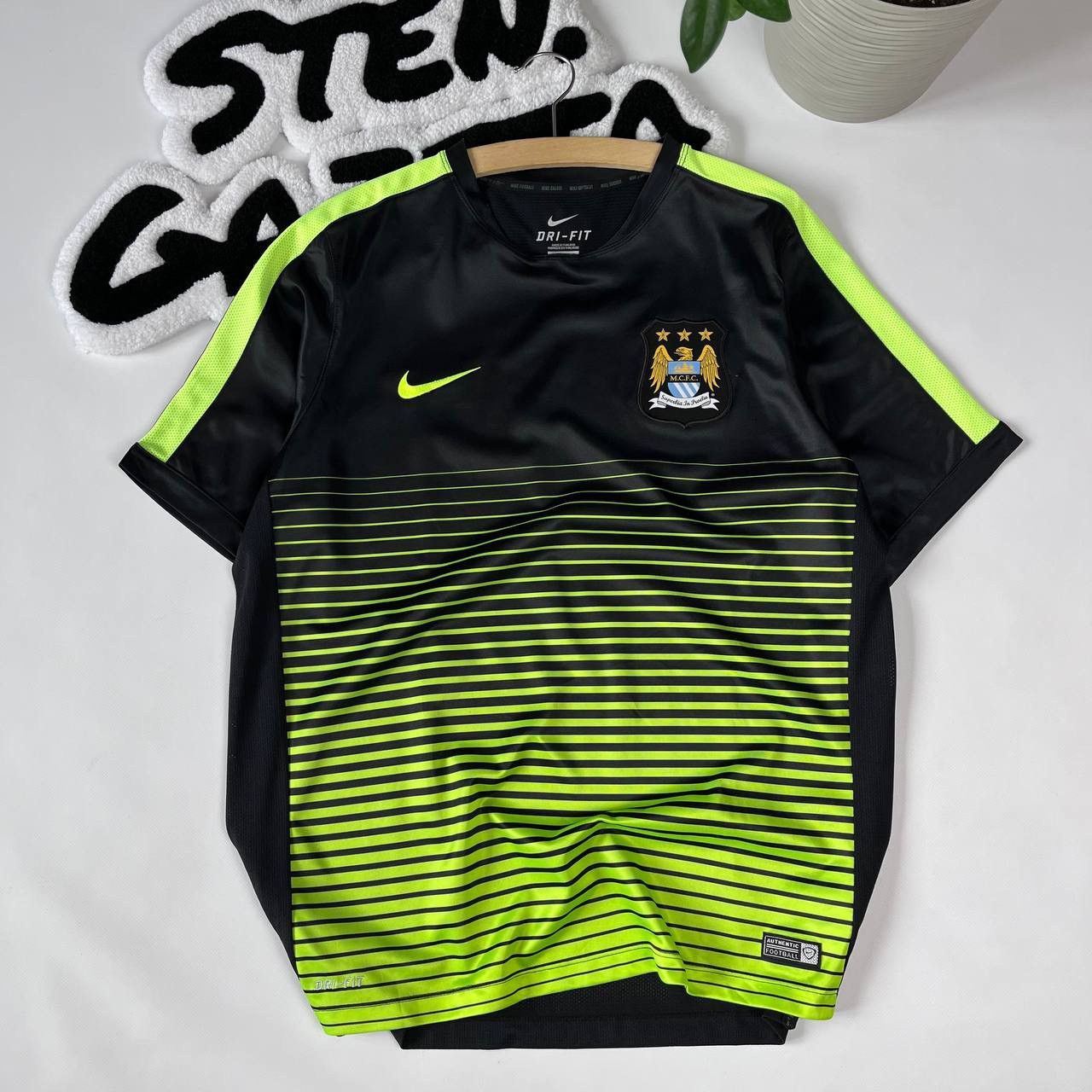Vintage Nike Manchester City Football Training Shirt 2014/2015 Size US XL / EU 56 / 4 - 2 Thumbnail