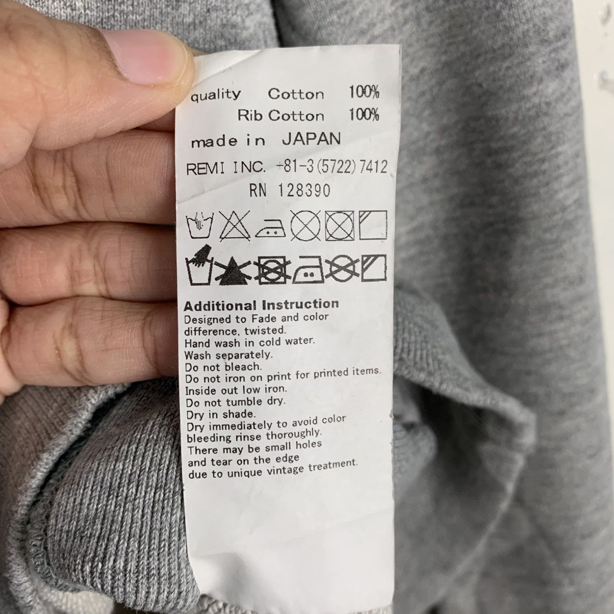 Japanese Brand Remi Relief Plain Crewneck Sweatshirt Size US M / EU 48-50 / 2 - 13 Thumbnail