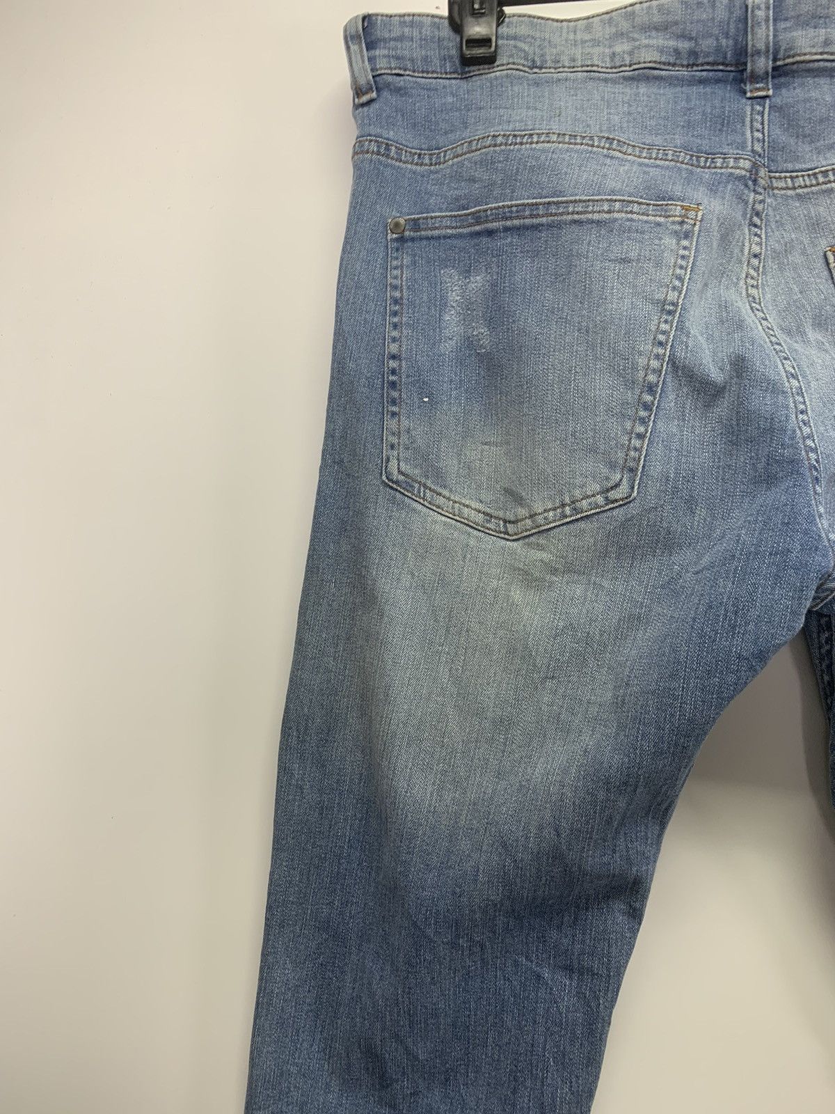 H&M H&M Distress Jeans Size US 34 / EU 50 - 12 Thumbnail