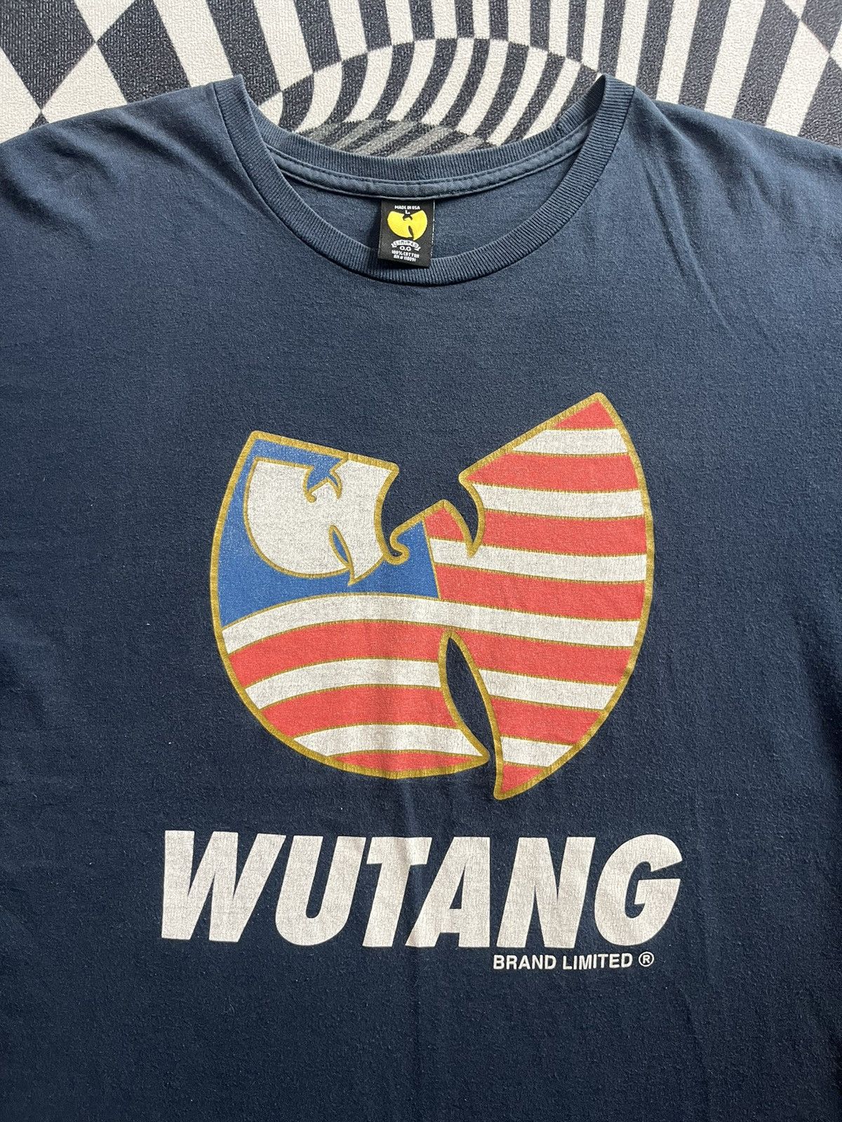 Wu-Tang Clan Vintage WUTANG Brand Limited Big Logo USA Tshirt Size US L / EU 52-54 / 3 - 5 Thumbnail