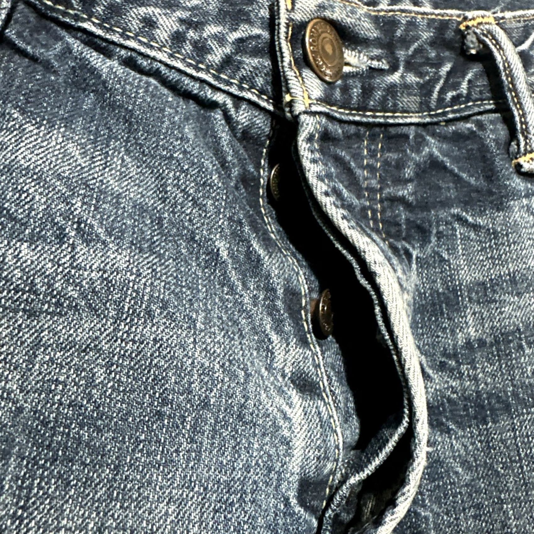Abercrombie & Fitch VINTAGE Abercrombie & Fitch Kilburn Low Rise Boot Cut Jeans Button Fly Denim Sz 36 Mens Jeans 90s Grunge Blue Distressed N/A Size US 36 / EU 52 - 7 Thumbnail