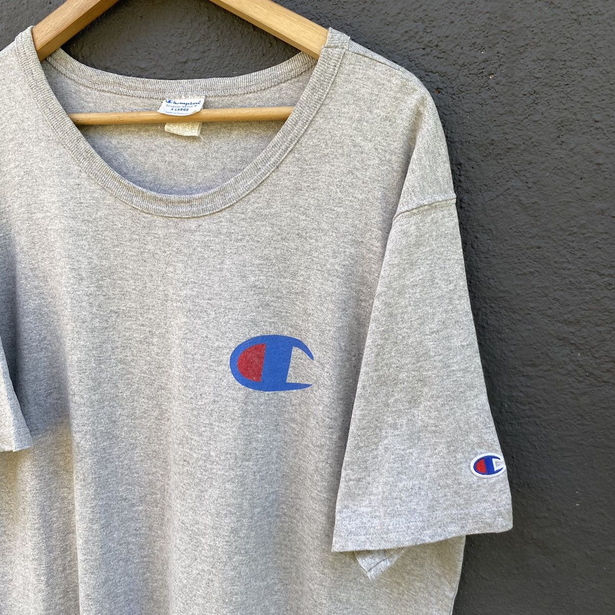 Champion Thrashed Vintage Champion Reverse Weave ERD GRUNGE TSHIRT Size US XL / EU 56 / 4 - 2 Thumbnail