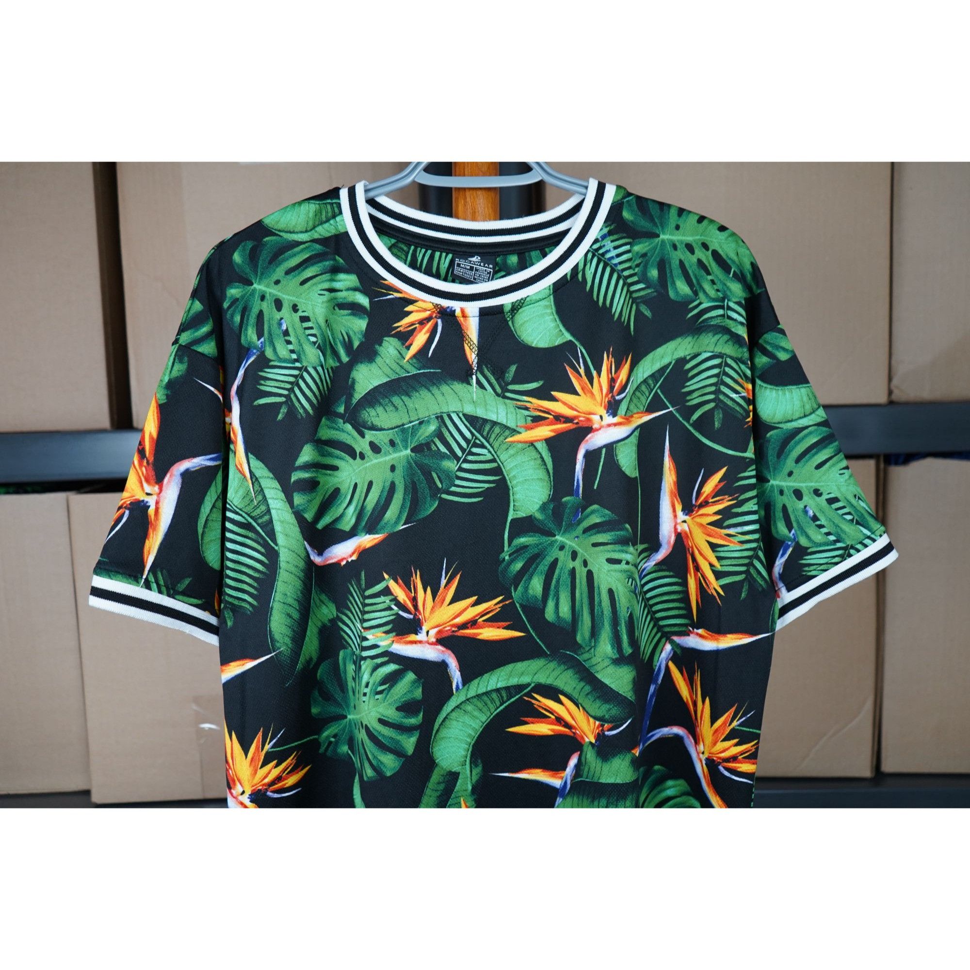 Rocawear Rocawear Tshirt Men's M Y2K Nature Theme AOP #431 Size US M / EU 48-50 / 2 - 3 Thumbnail