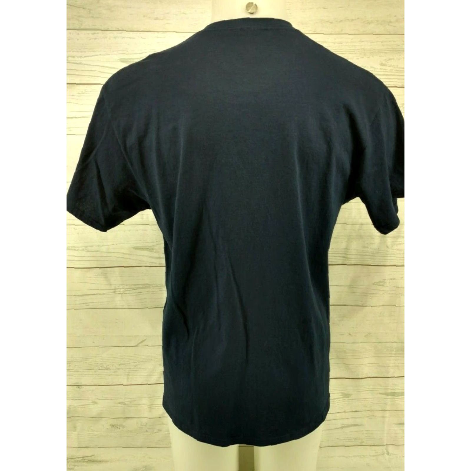 Disney Disney Aladdin Magic Carpet Silhouette Men's Short Sleeve Cotton T-shirt Large Size US L / EU 52-54 / 3 - 6 Thumbnail