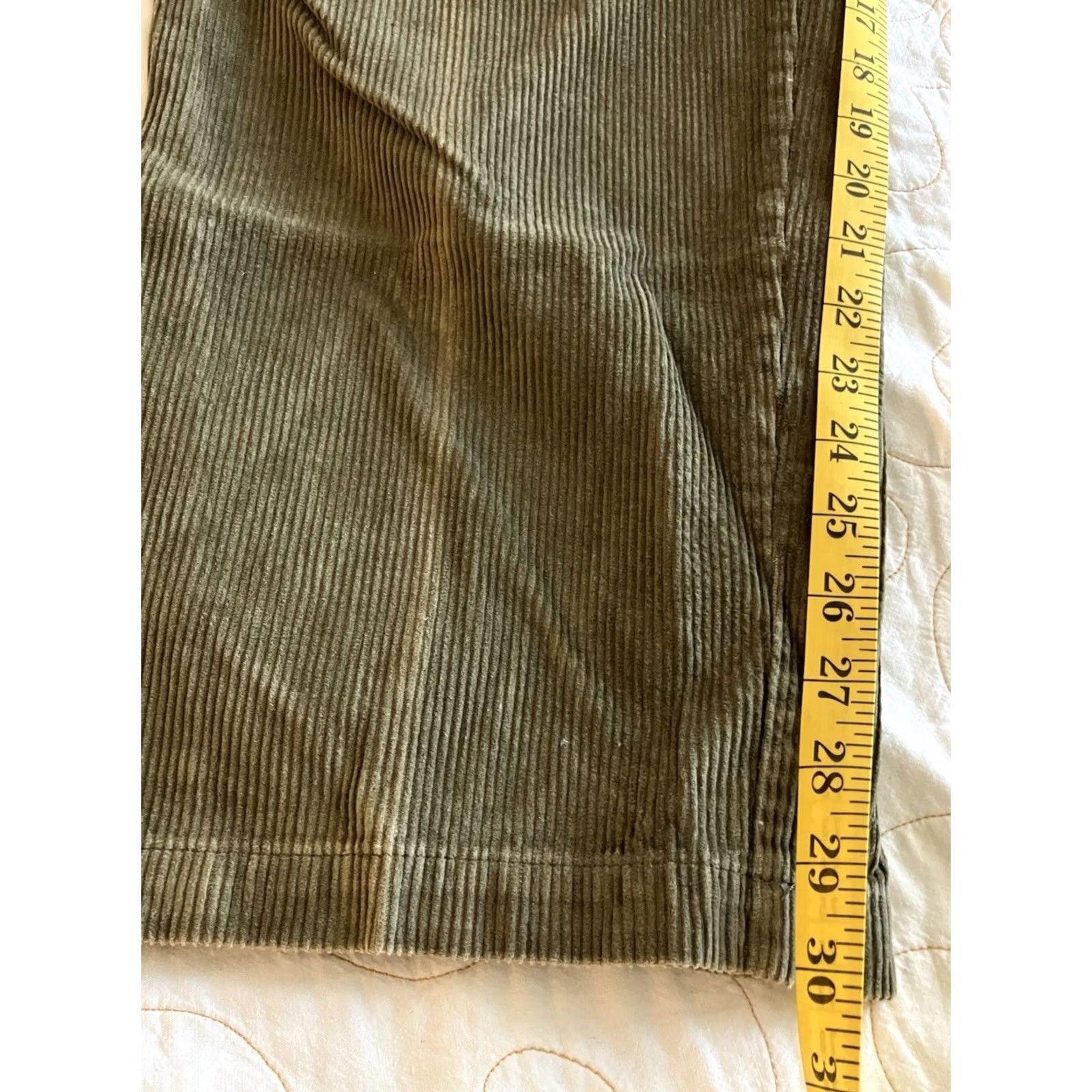 Vintage VINTAGE Trader Bay Men Corduroy Pants 40/29 Black Green Slim? Regular? Size US 40 / EU 56 - 5 Thumbnail