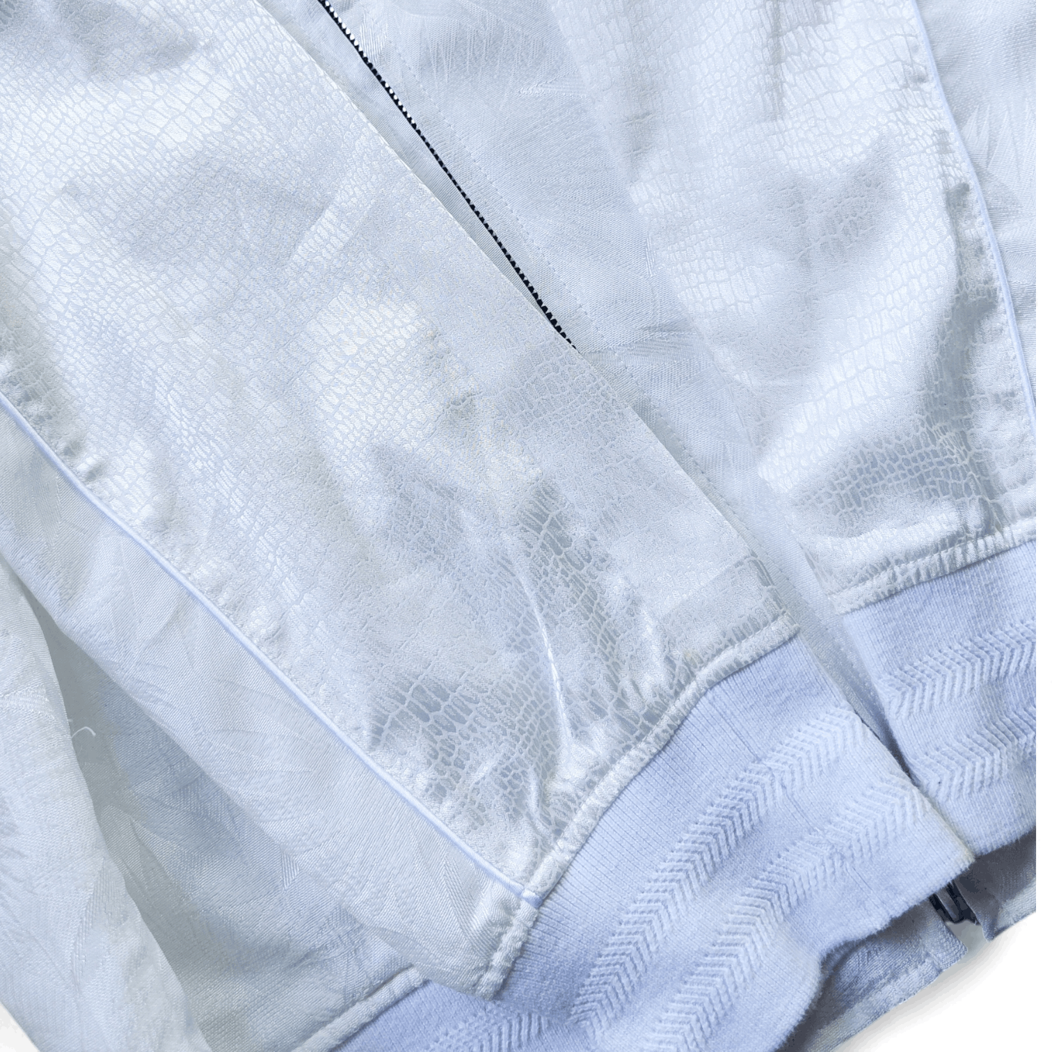 Tornado Mart Tornado Mart Japan White Textured Bomber Jacket Full Zip Size US L / EU 52-54 / 3 - 4 Thumbnail
