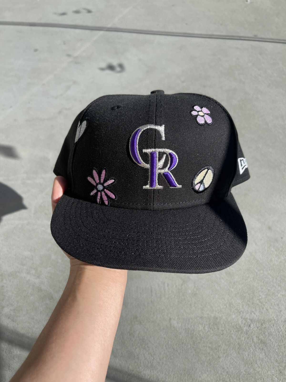 MLB Colorado Rockies New Era Sunlight Pop 59FIFTY Fitted Hat Size ONE SIZE - 2 Thumbnail