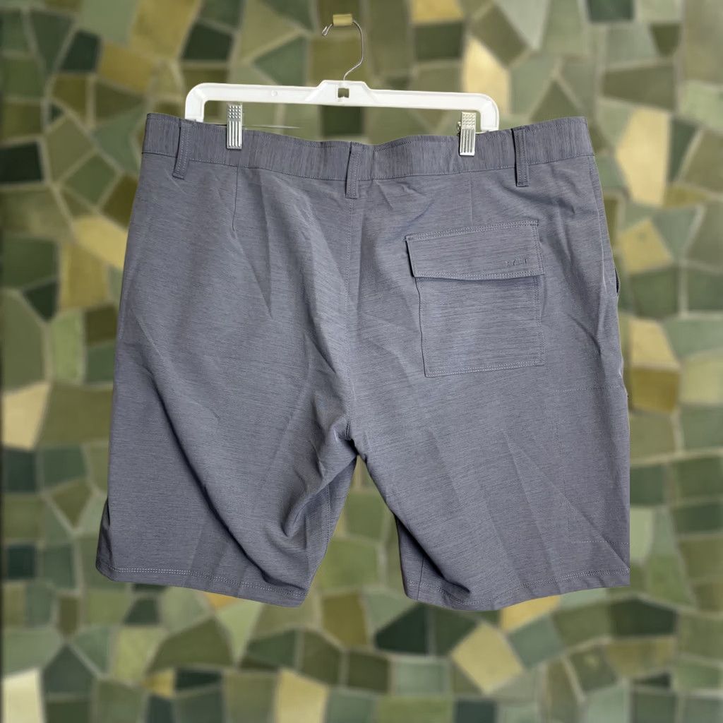 Asics Bylt Shorts Mens 3XL Gray Knit Polyester Spandex Pockets Flat Front Snap Chino Outdoor Preppy Sports Casual Baggy/VINTAGE? Size US 39 - 1 Thumbnail