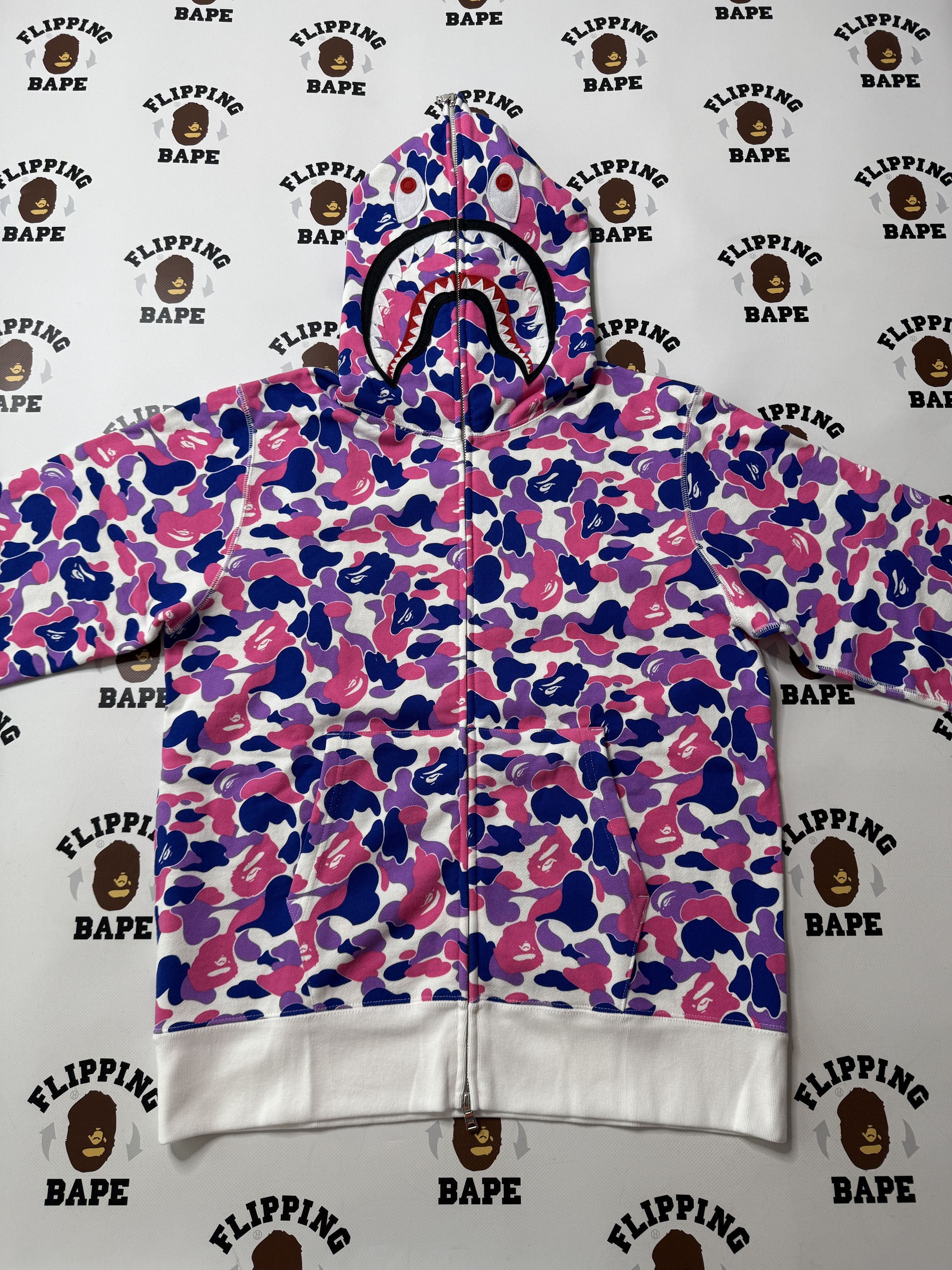 Bape BAPE STORE GUANGZHOU SHARK FULL ZIP HOODIE (2025) Size US XL / EU 56 / 4 - 9 Thumbnail