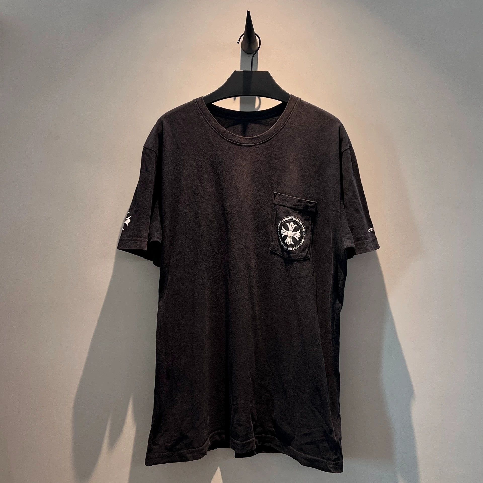 Chrome Hearts Chrome Hearts Cross Flower Scroll Ring Short-Sleeve T-Shirt Size US XL / EU 56 / 4 - 2 Thumbnail