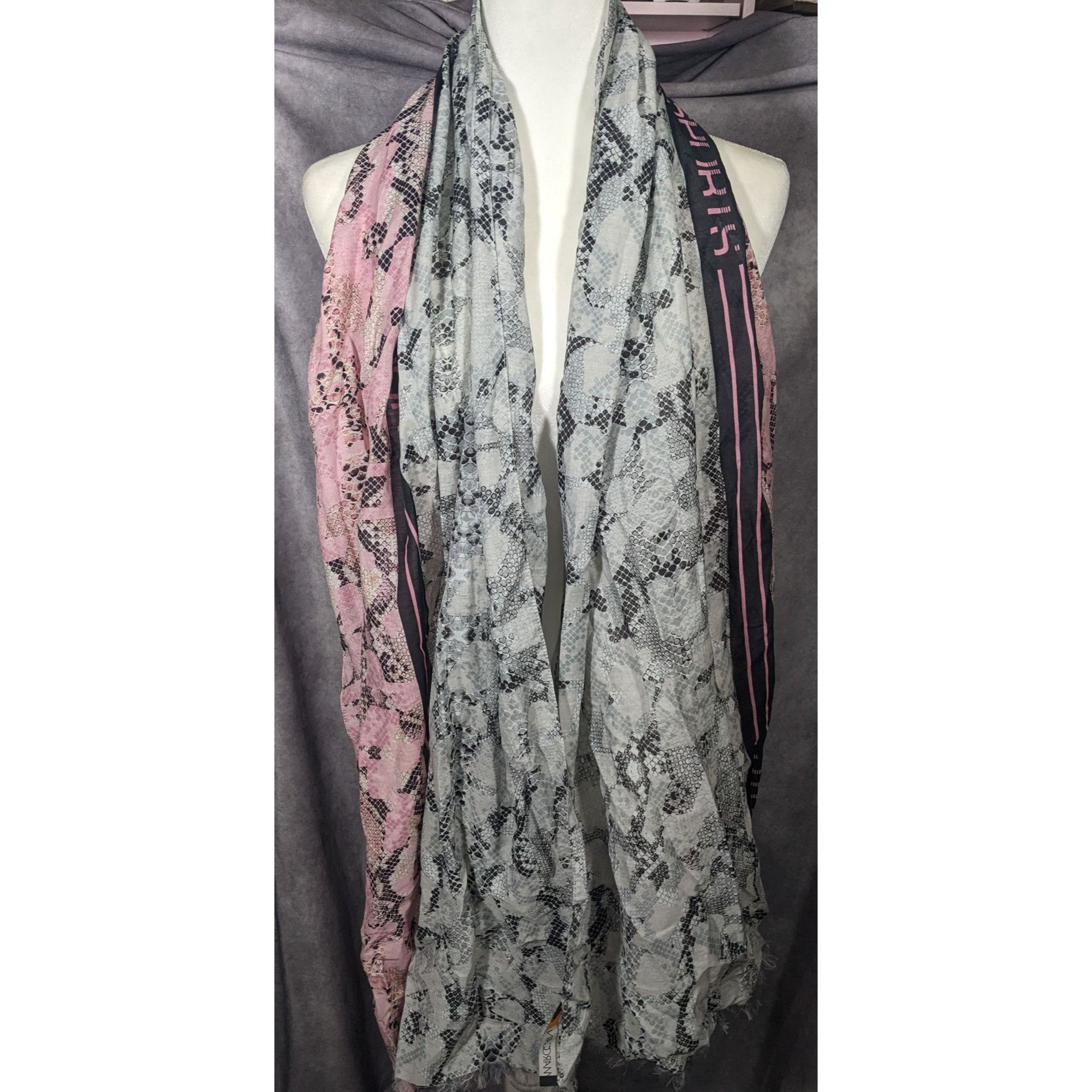 Other Marc Cain Sports Grey And Pink Snake Print Scarf Size ONE SIZE - 9 Thumbnail