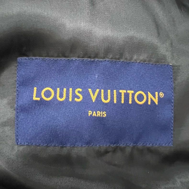 Louis Vuitton Louis Vuitton Black print embossed hooded jacket 2501-Nexta Size US M / EU 48-50 / 2 - 6 Thumbnail