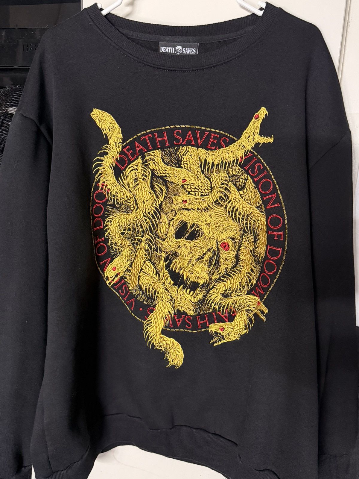 Other Death Saves Embroidered Medusa Crewneck Sweater Discontinued Size US XXL / EU 58 / 5 - 1 Thumbnail