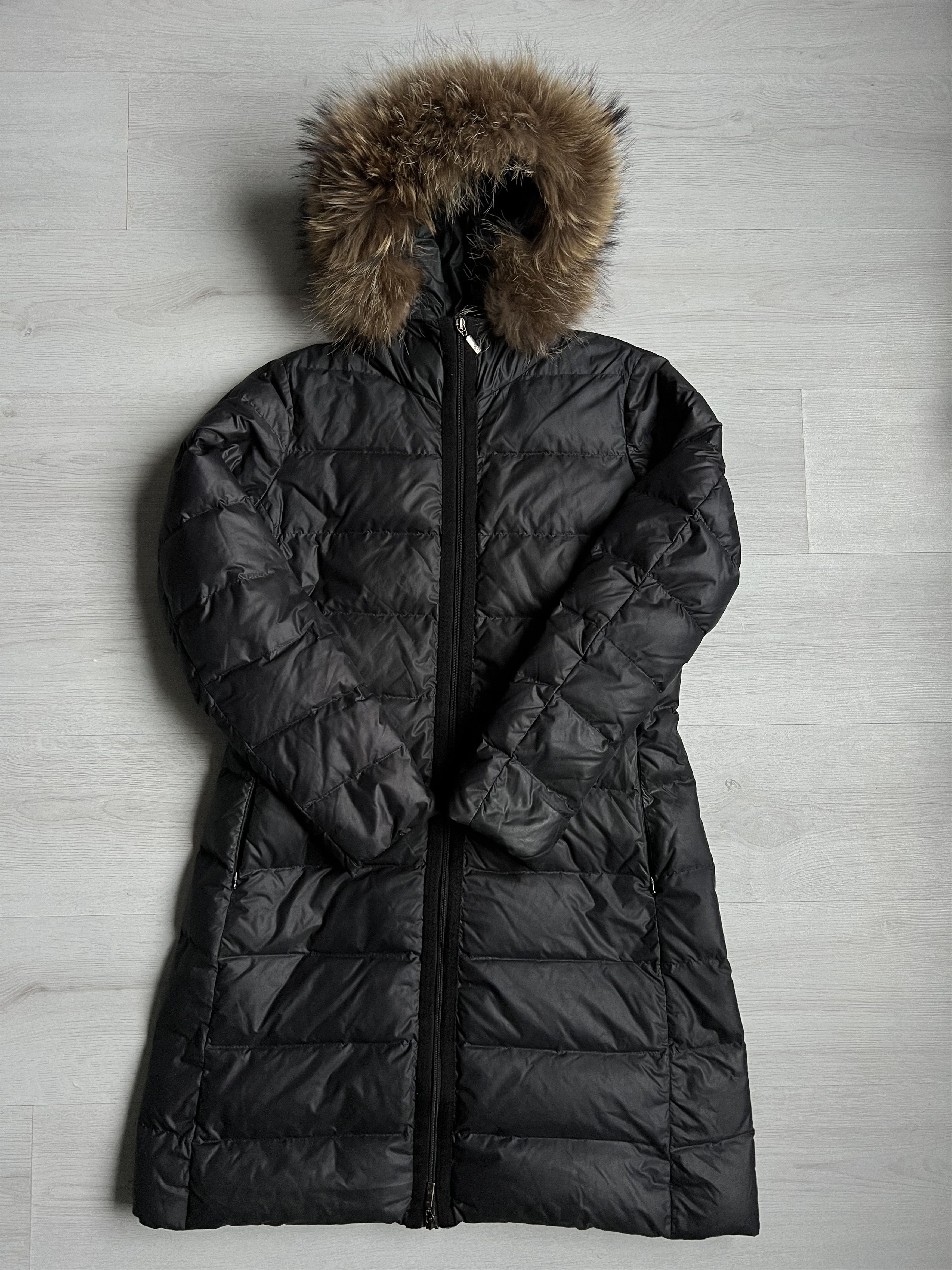 Moncler Moncler Nantesfur Giubbotto Women’s Real Down Coat Size L / US 10 / IT 46 - 1 Thumbnail
