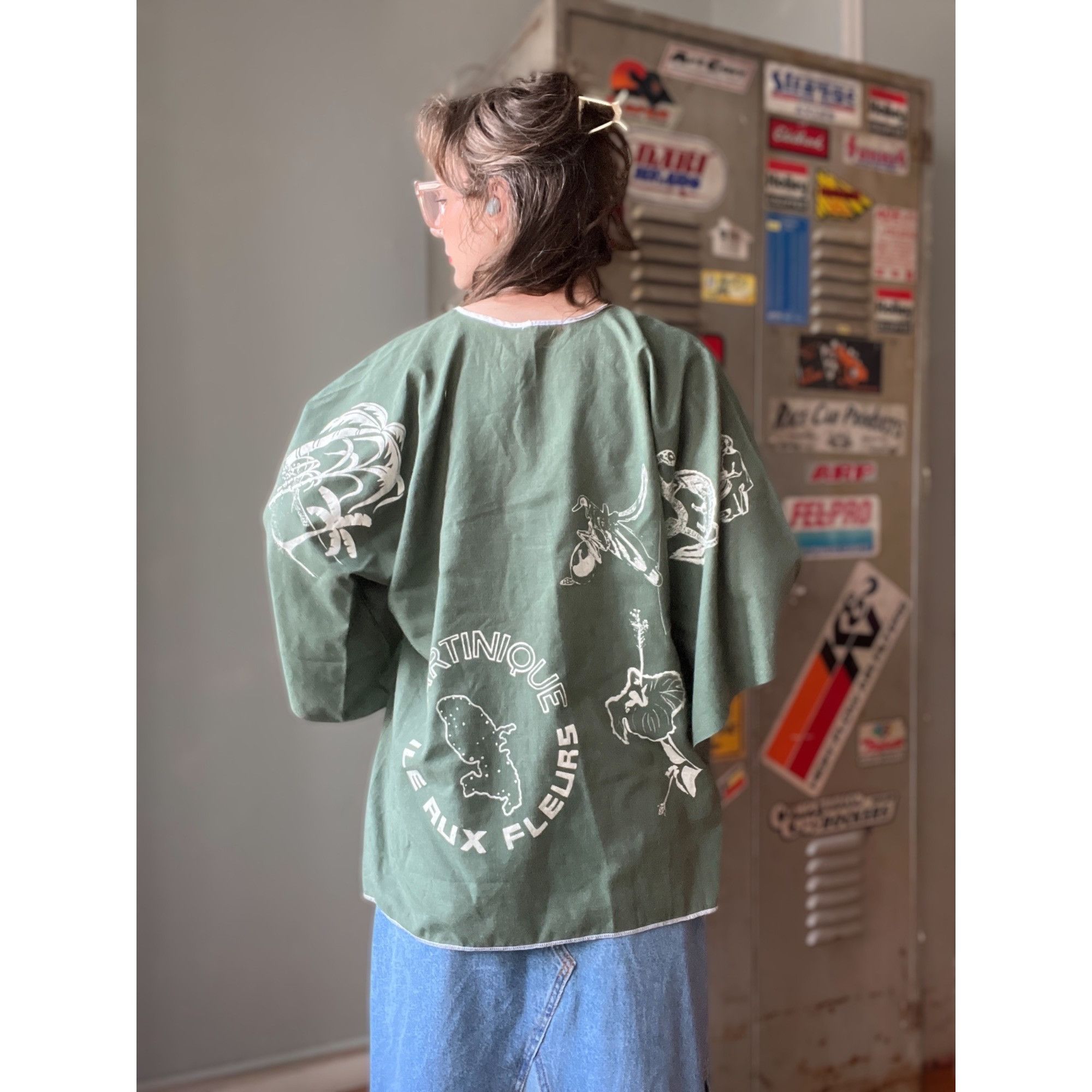 Vintage 90s vintage tee tunic Martinique flower island shirt 1990s Size US XL / EU 56 / 4 - 3 Thumbnail
