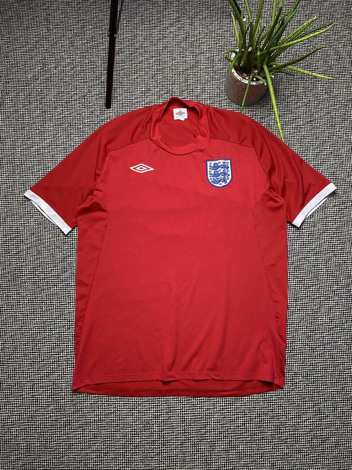 Umbro England umbro vintage rare soccer jersey Size US XL / EU 56 / 4 - 2 Thumbnail