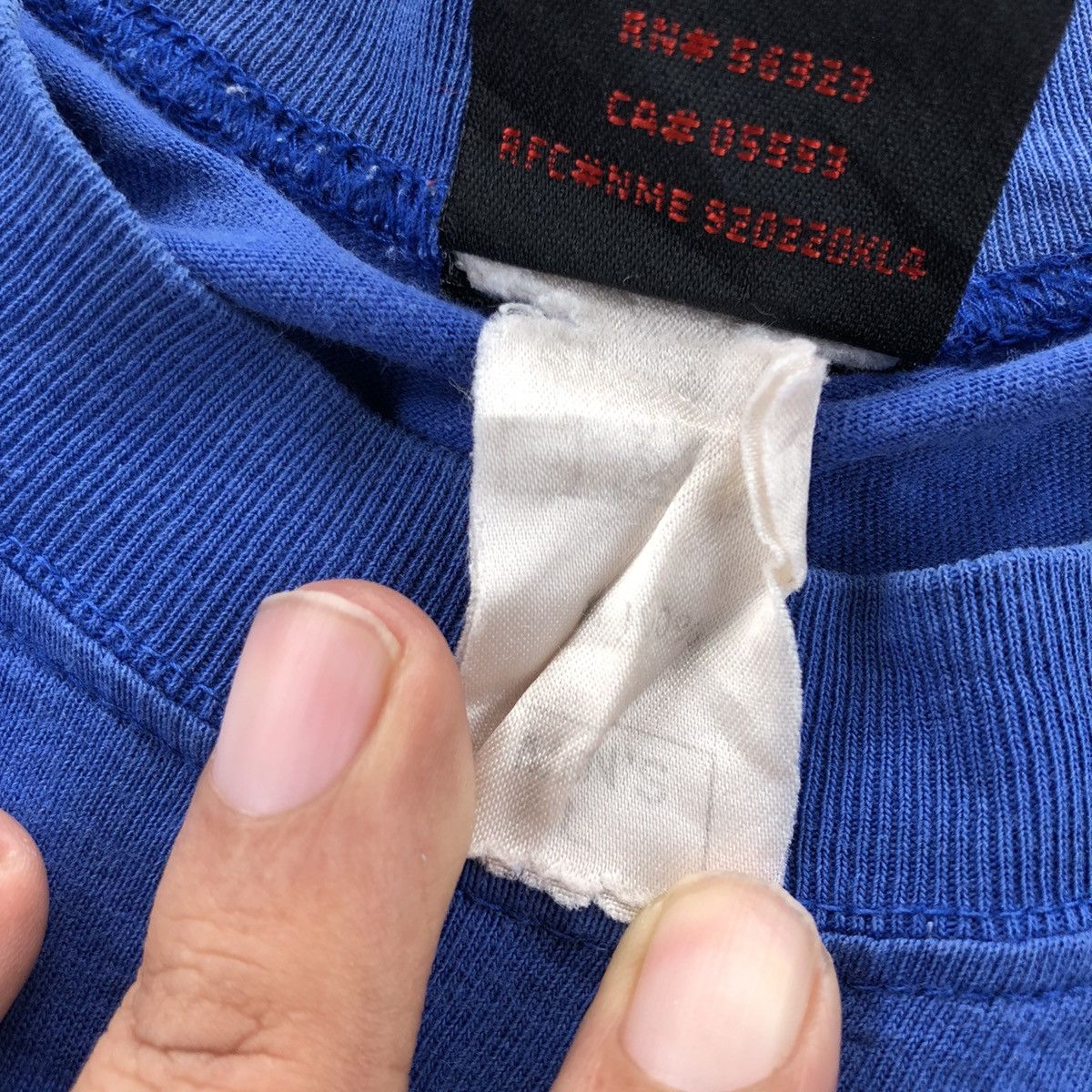 Vintage Vintage Thrashed Faded Nike Single Stitch Rare T Shirt Size US L / EU 52-54 / 3 - 7 Thumbnail