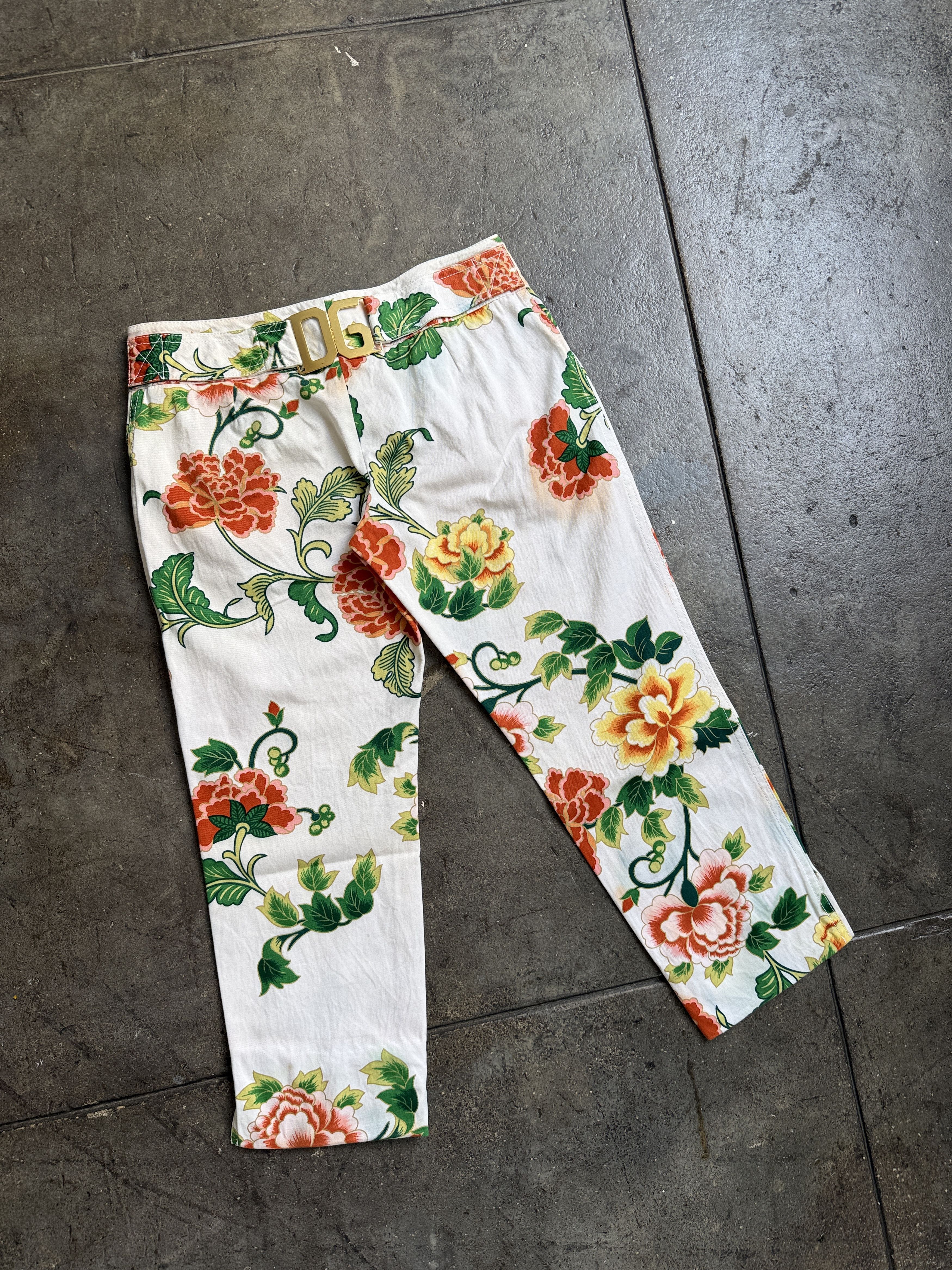 Dolce & Gabbana 1998 !! Dolce Gabbanna Capri Jeans w/ Gold DG on the Butt Size 27" / US 4 / IT 40 - 2 Thumbnail