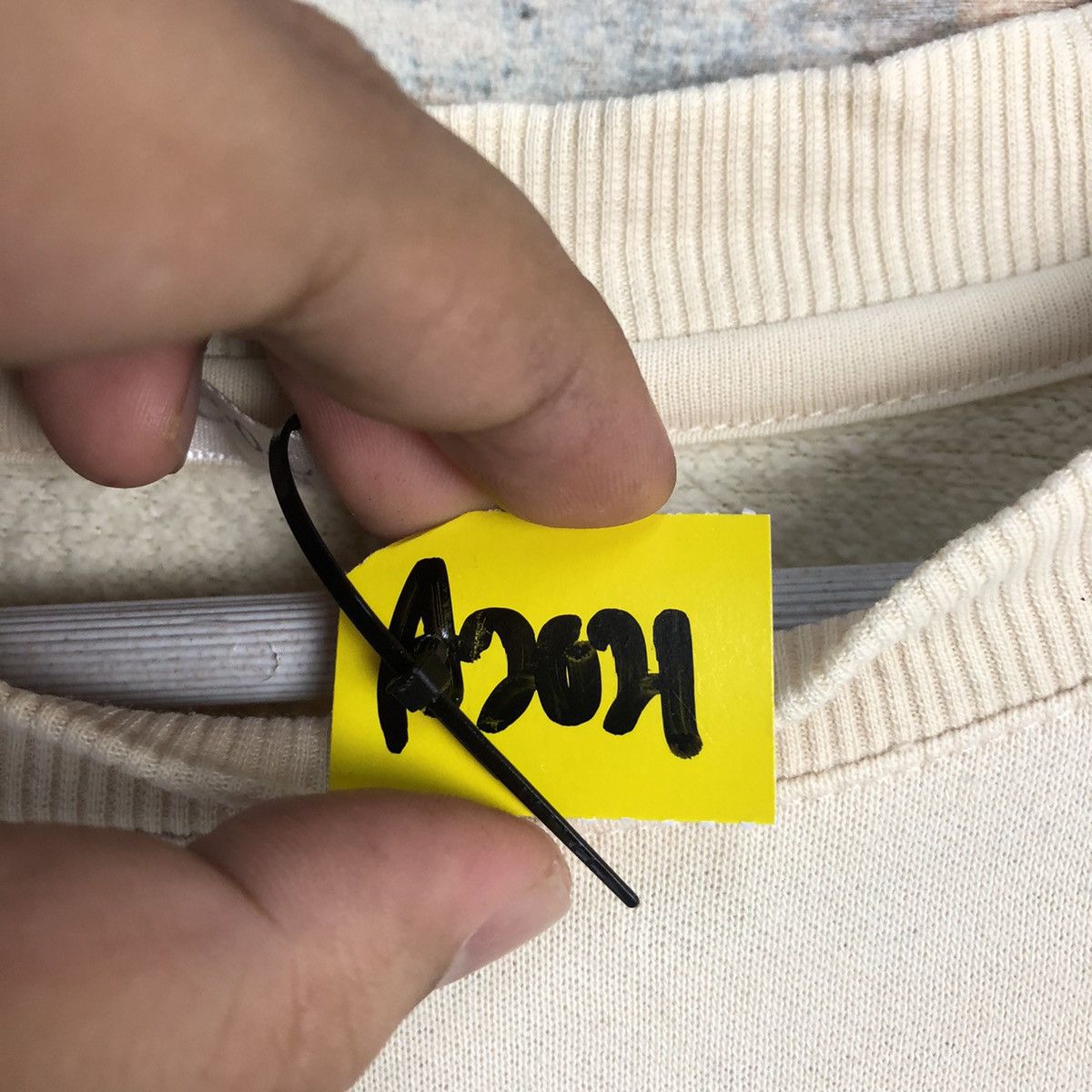 Japanese Brand COLZA teddy bear Cream Sweatshirt #A2021 Size US M / EU 48-50 / 2 - 10 Thumbnail