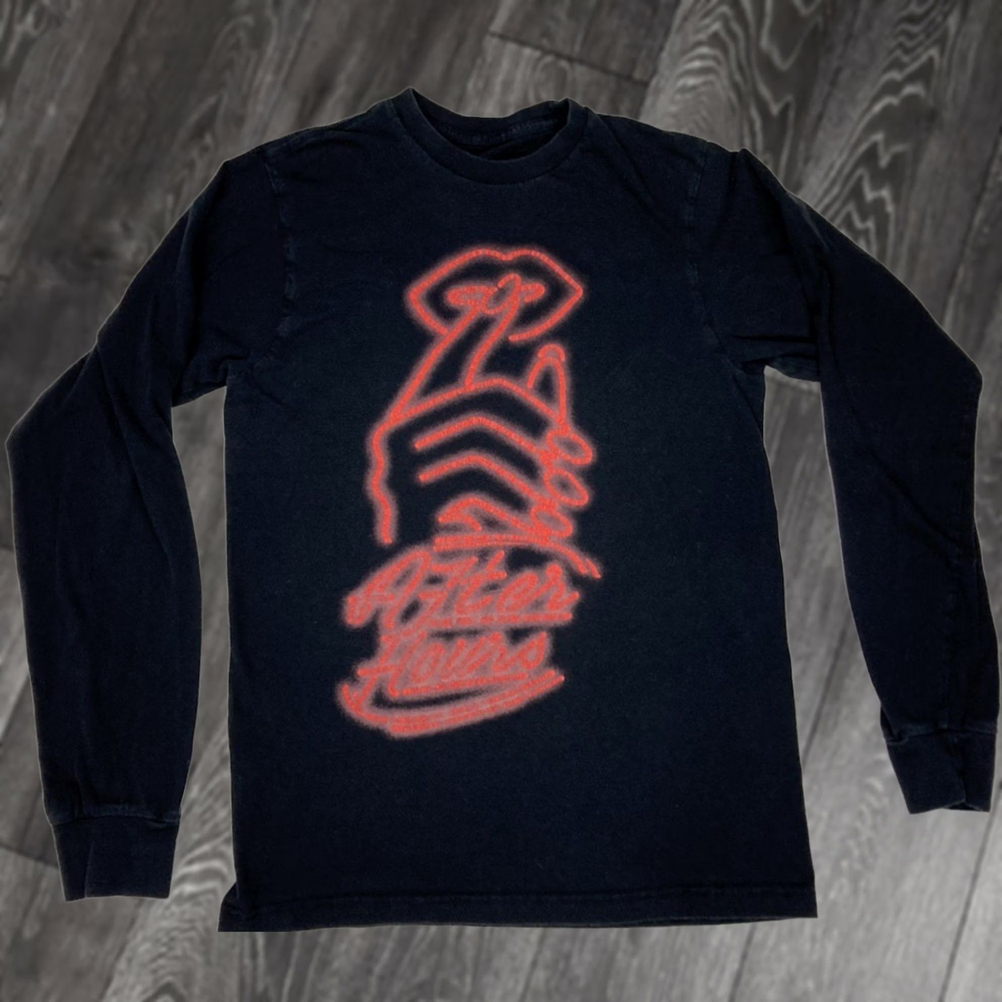 Vintage XO The Weeknd After Hours Signage Graphic T-shirt Women Small Black Long Sleeve Shirt Size S / US 4 / IT 40 - 1 Thumbnail